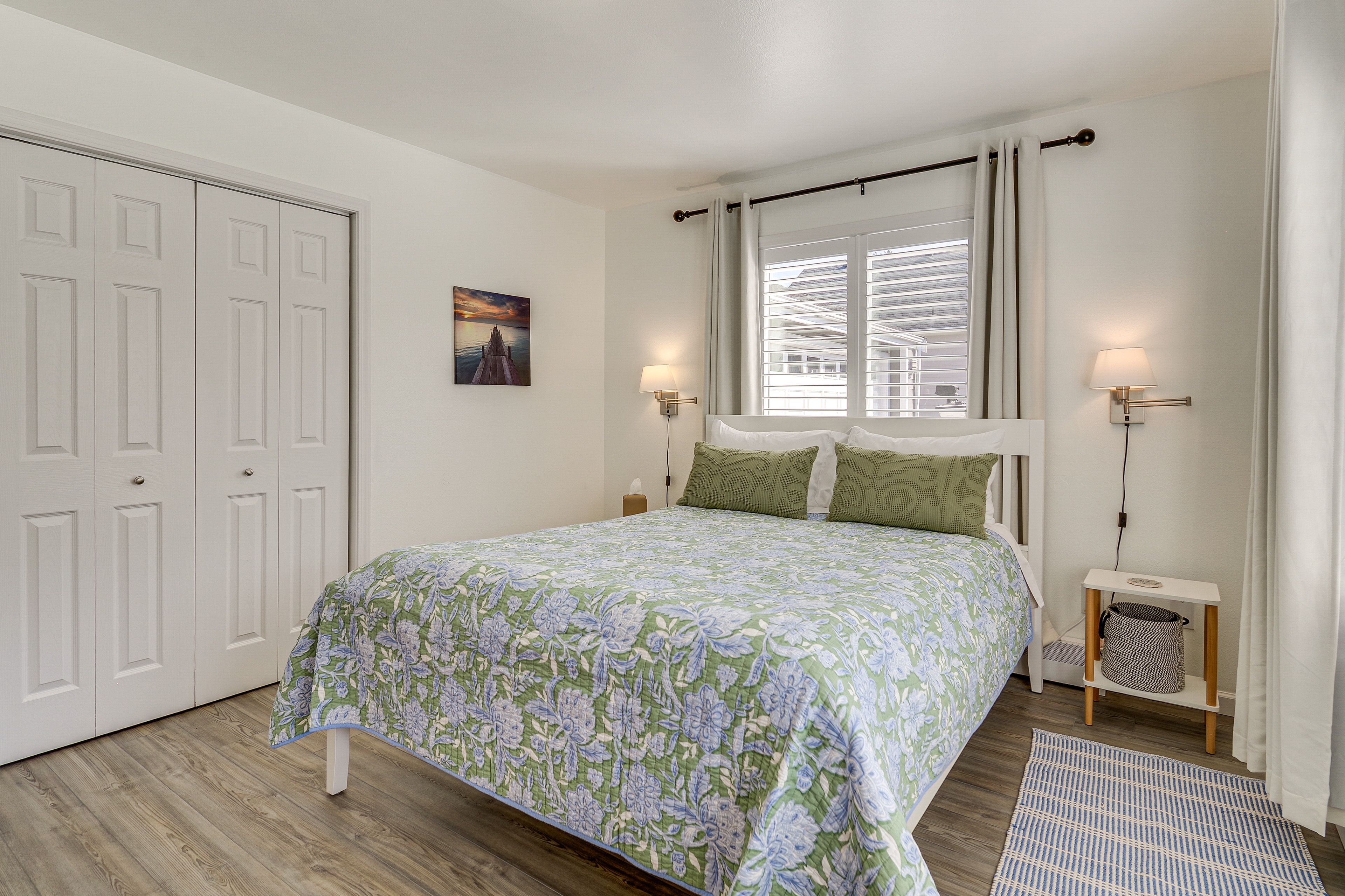 Bedroom 2 | Queen Bed