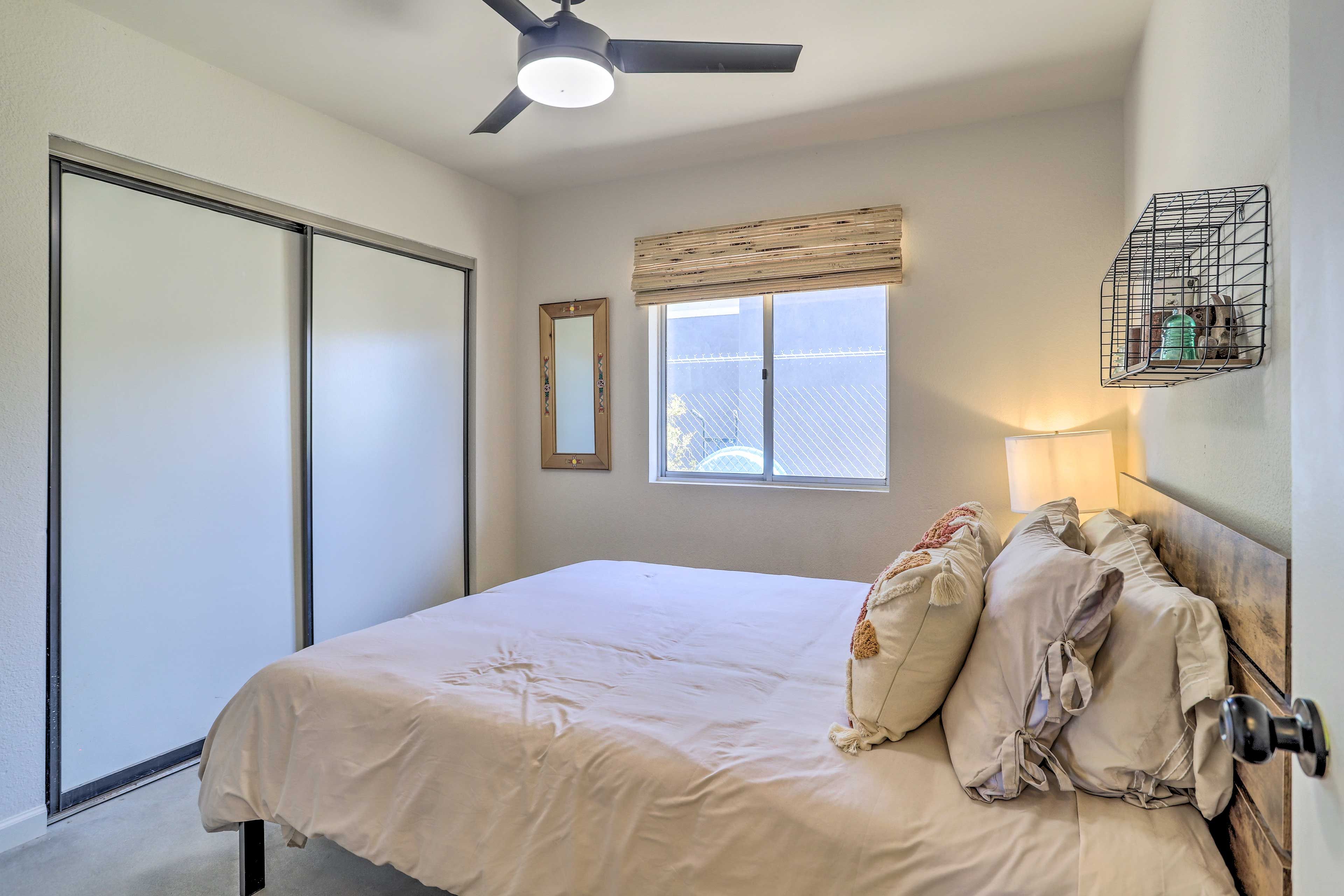 Bedroom 3 | Queen Bed