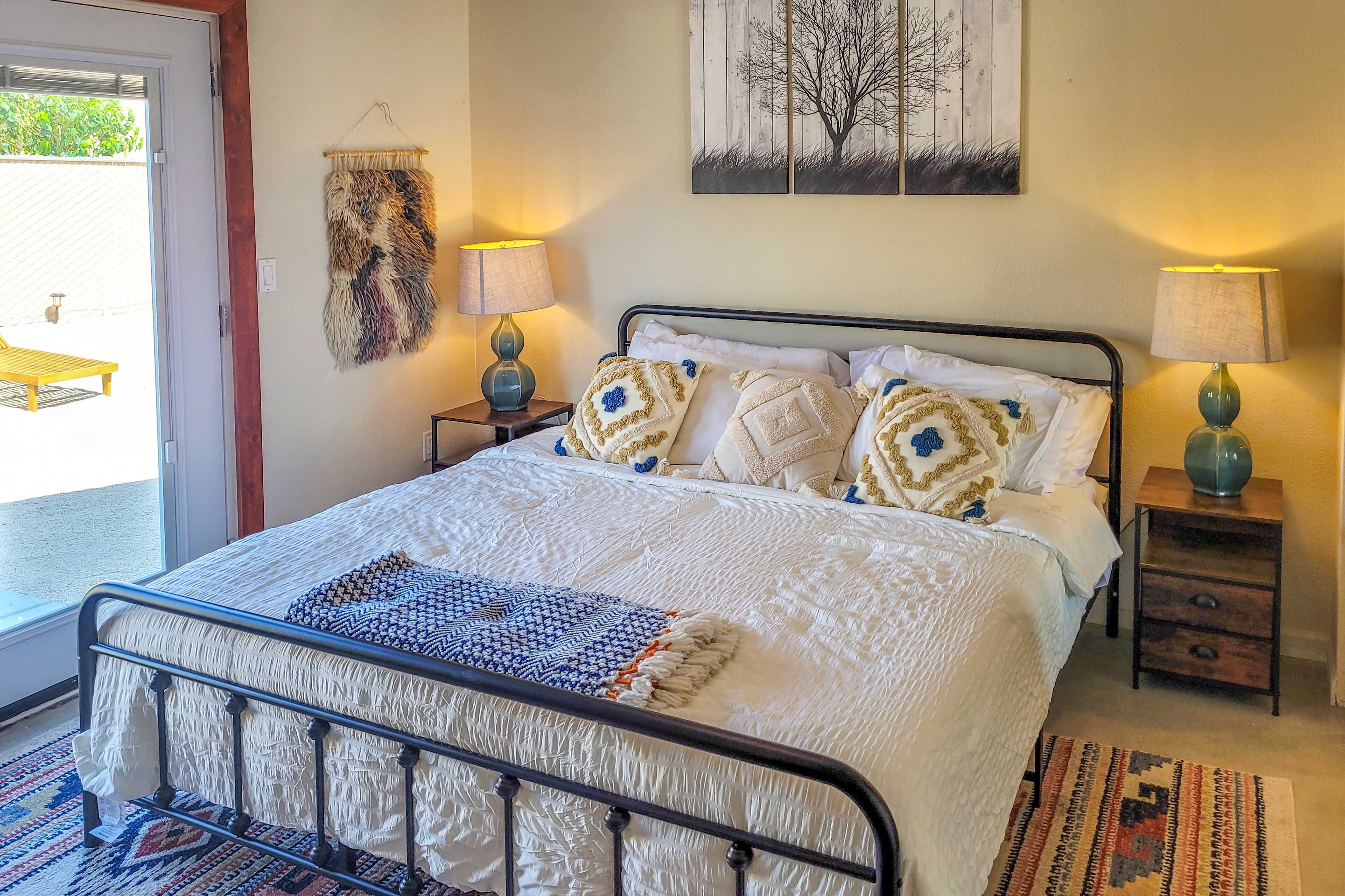 Bedroom 1 | King Bed | Linens Provided | Smart TV | Desk Workspace