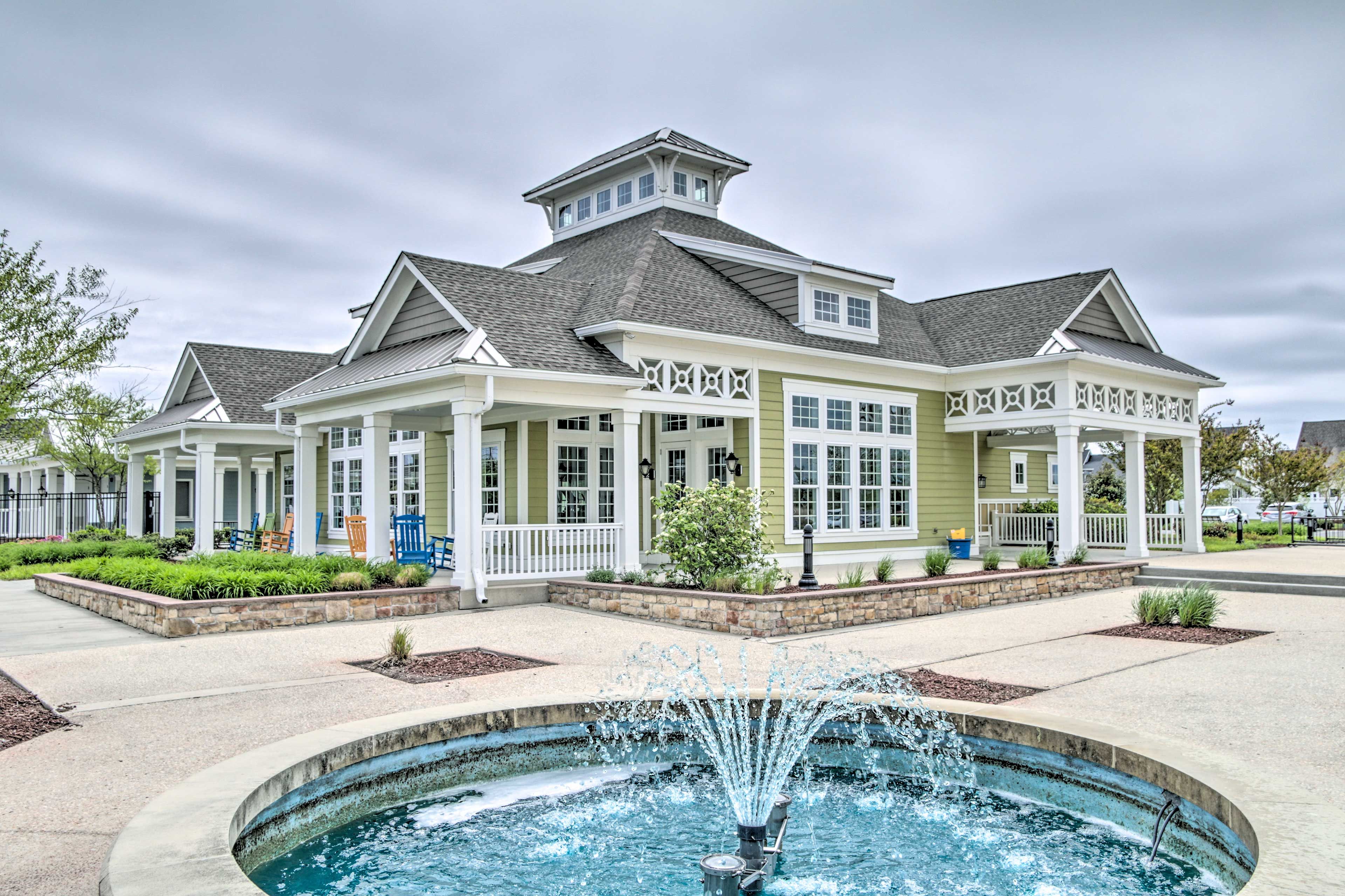 Community Amenities | Additional $125 Amenity Fee for Amenity Access