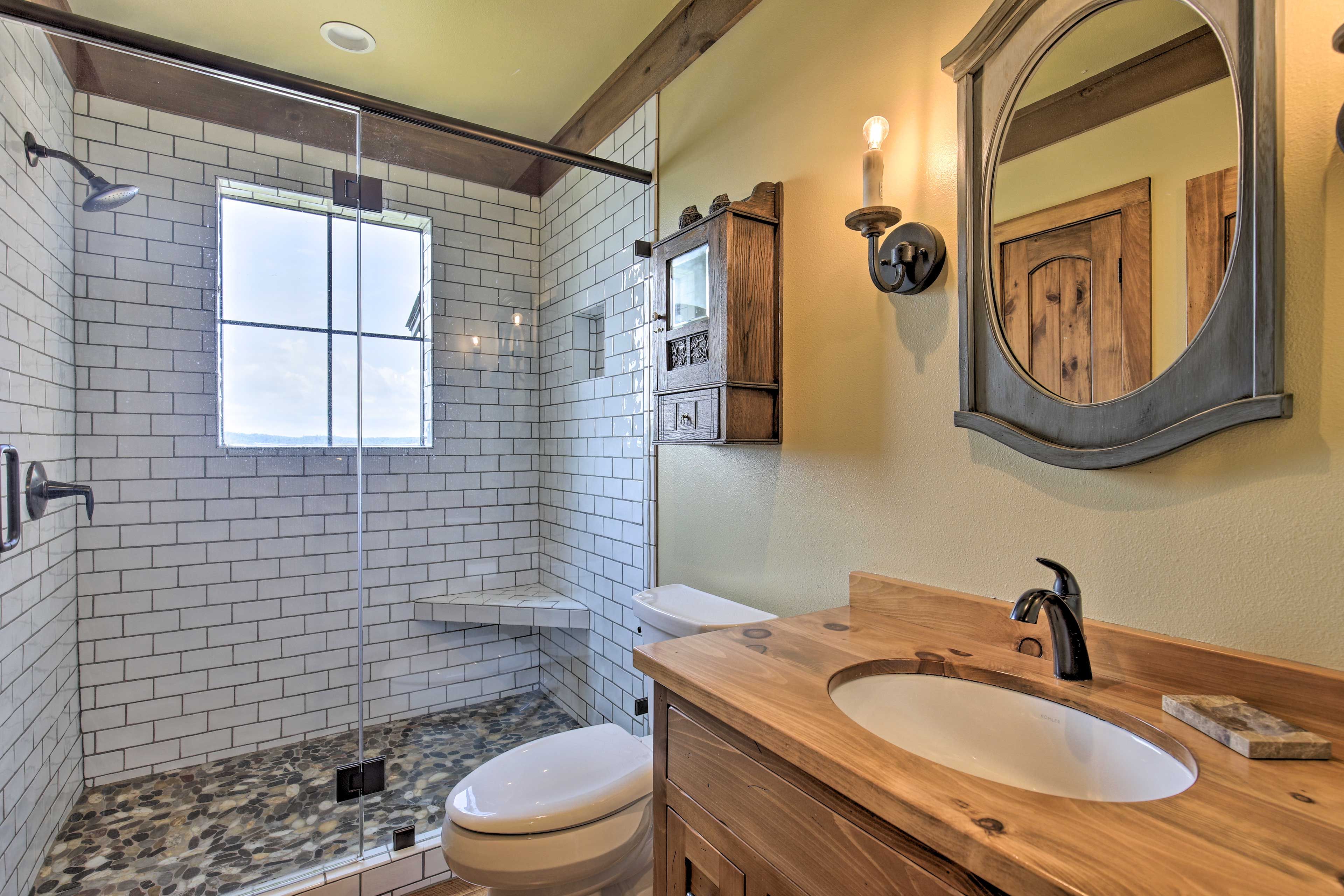 Full Bathroom