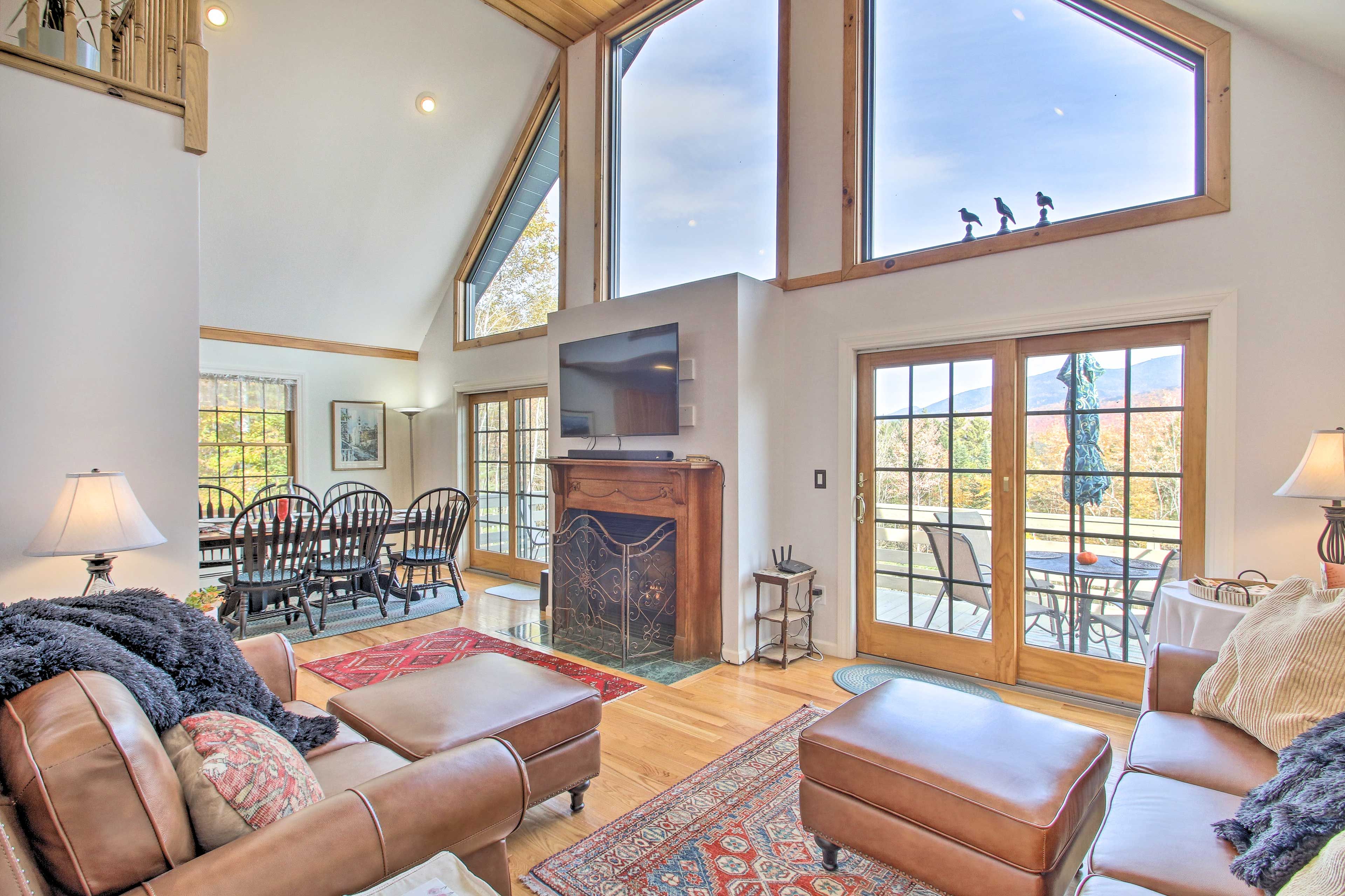 Living Room | Smart TV | Fireplace | Window A/C Units