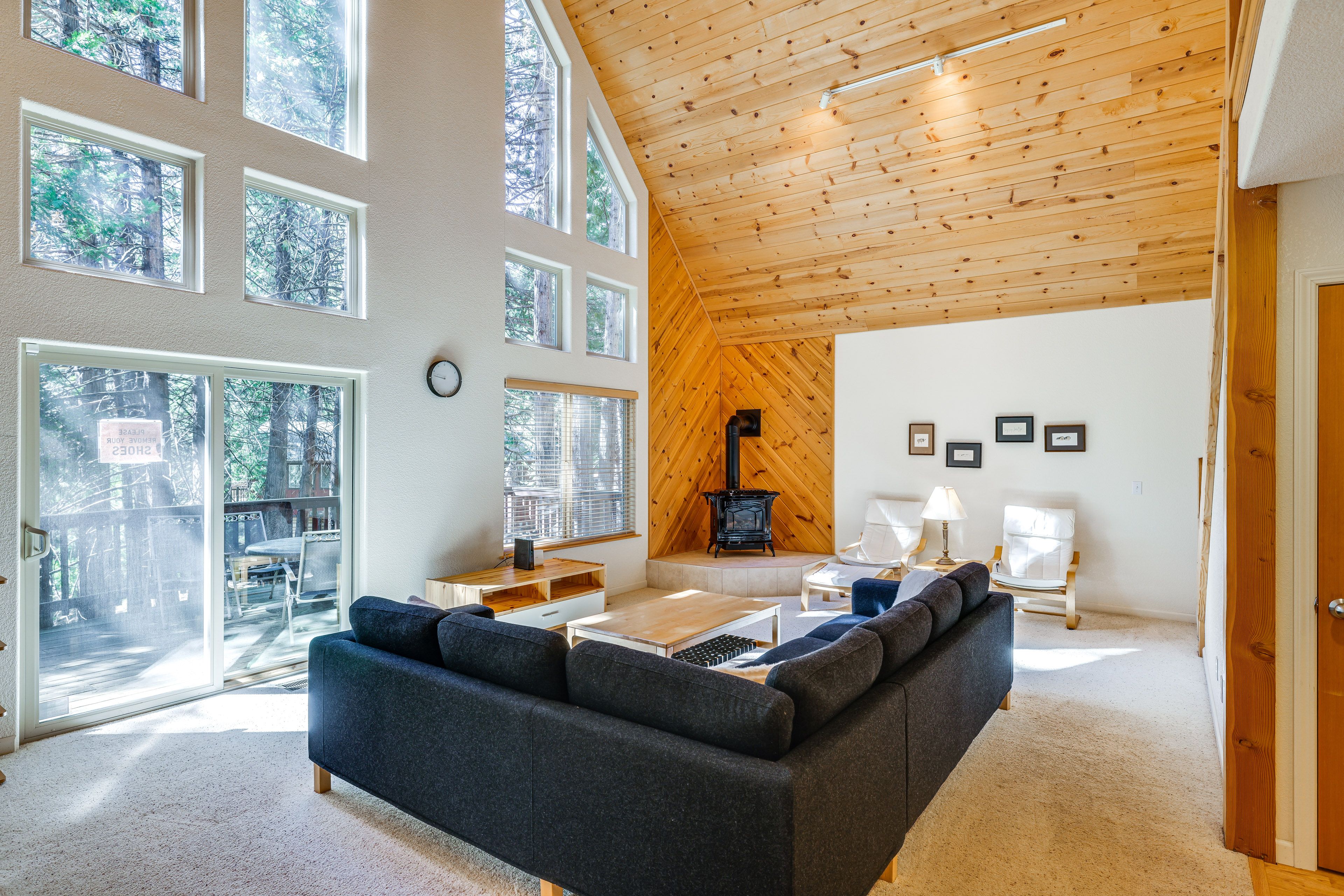 Arnold Vacation Rental | 3BR | 2.5BA | 2,614 Sq Ft | Stairs Required