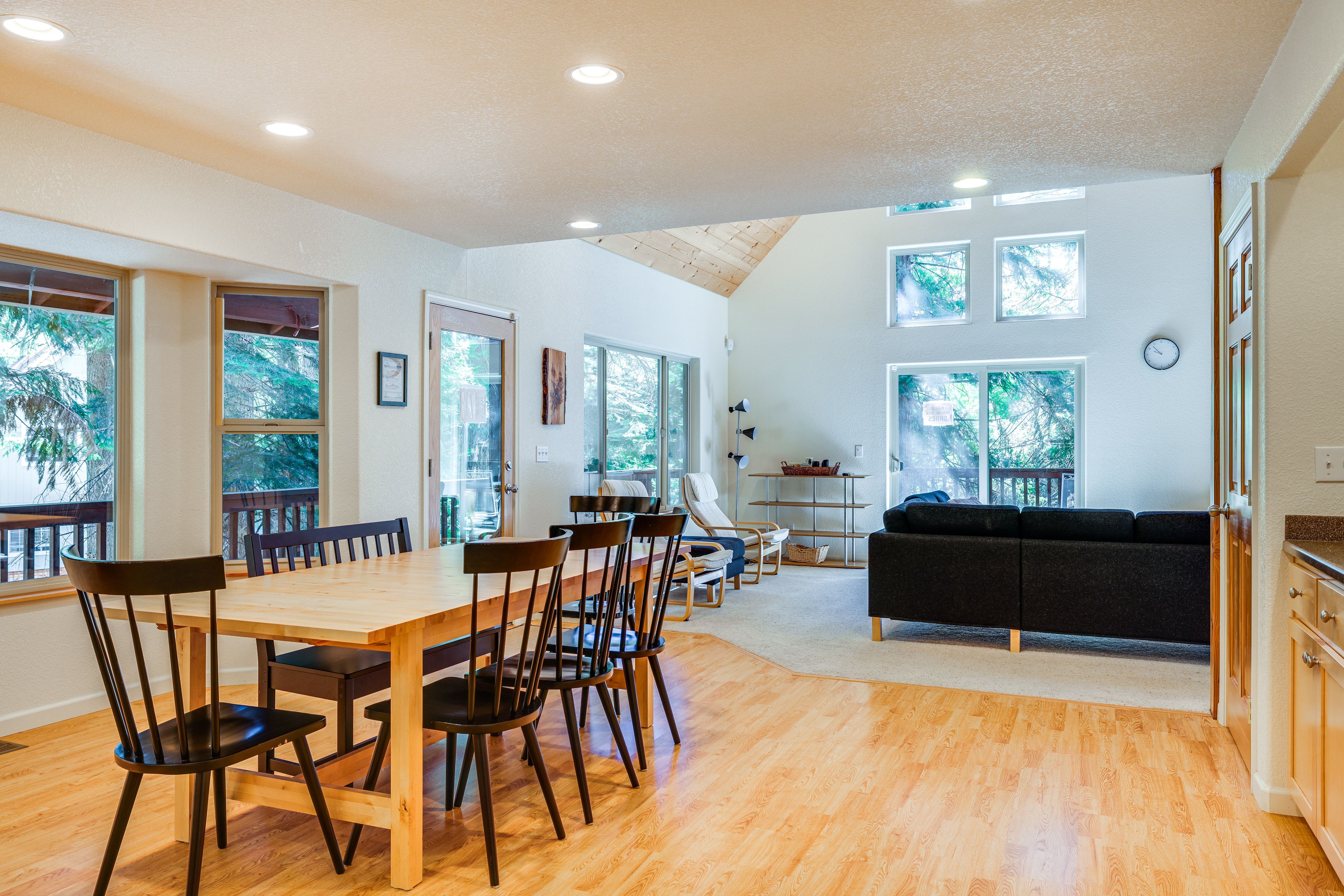 Dining Area | 1st Floor