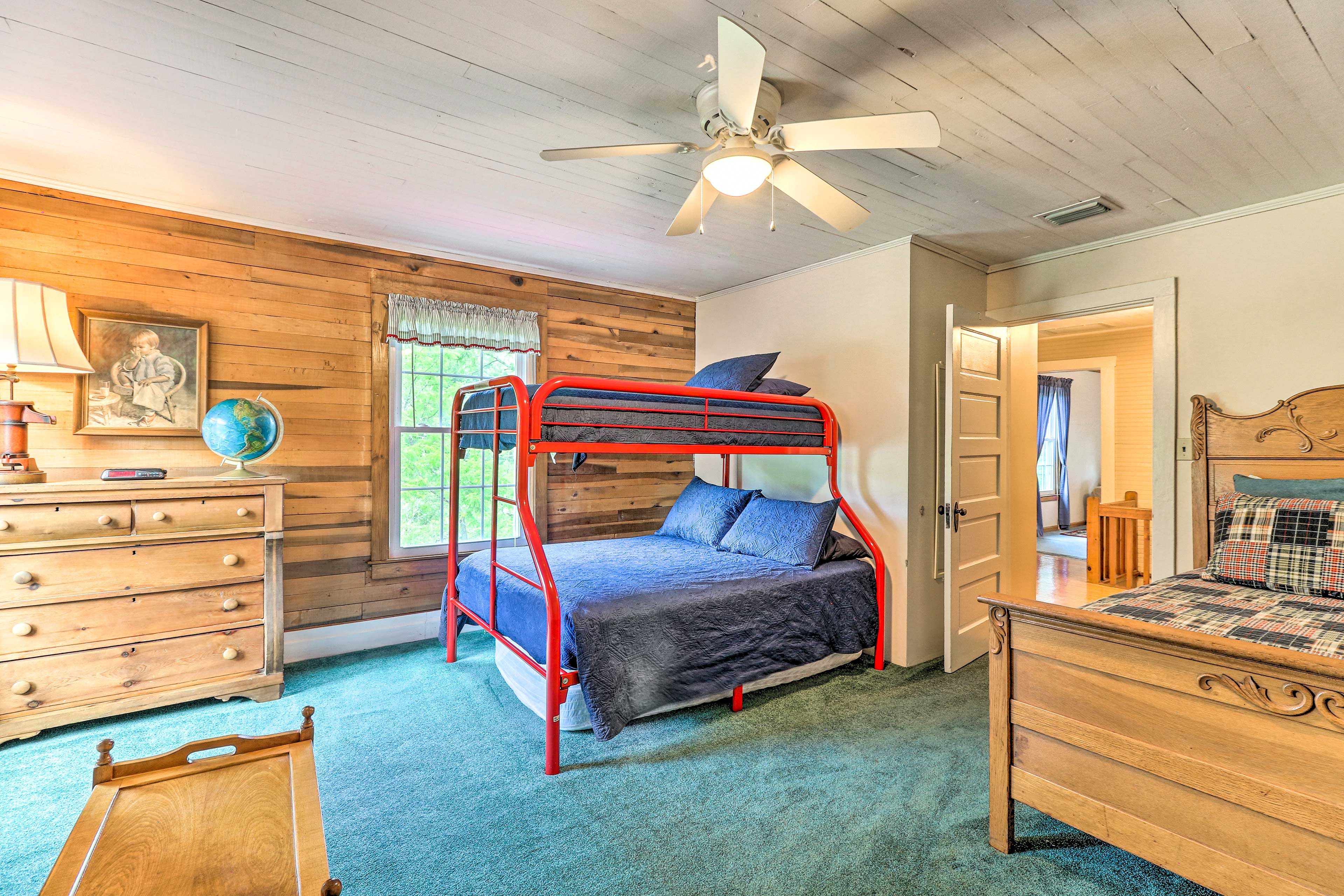 Bedroom 3 | Full Bed | Twin/Full Bunk Bed