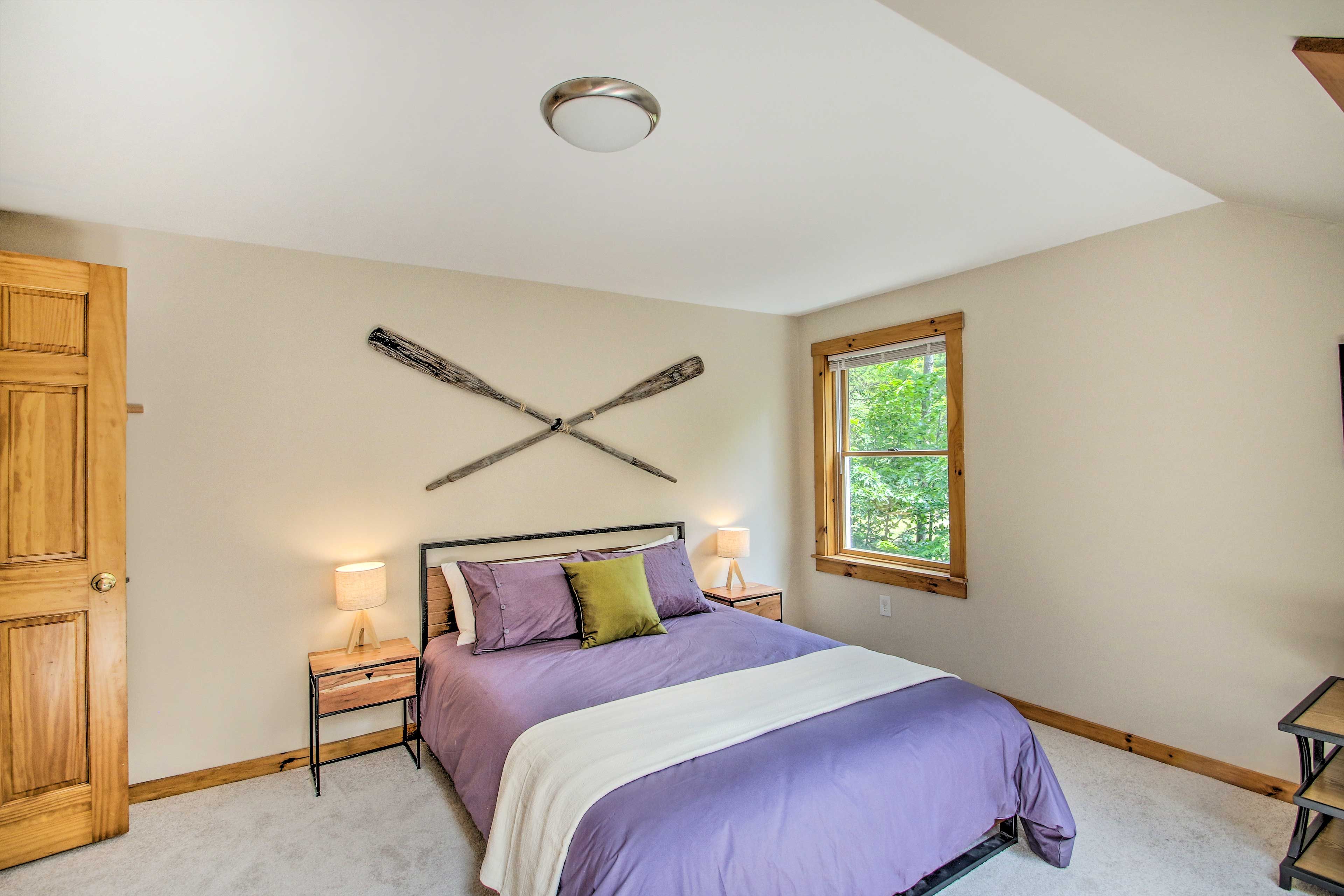 Bedroom 3 | Queen Bed | 2nd Floor