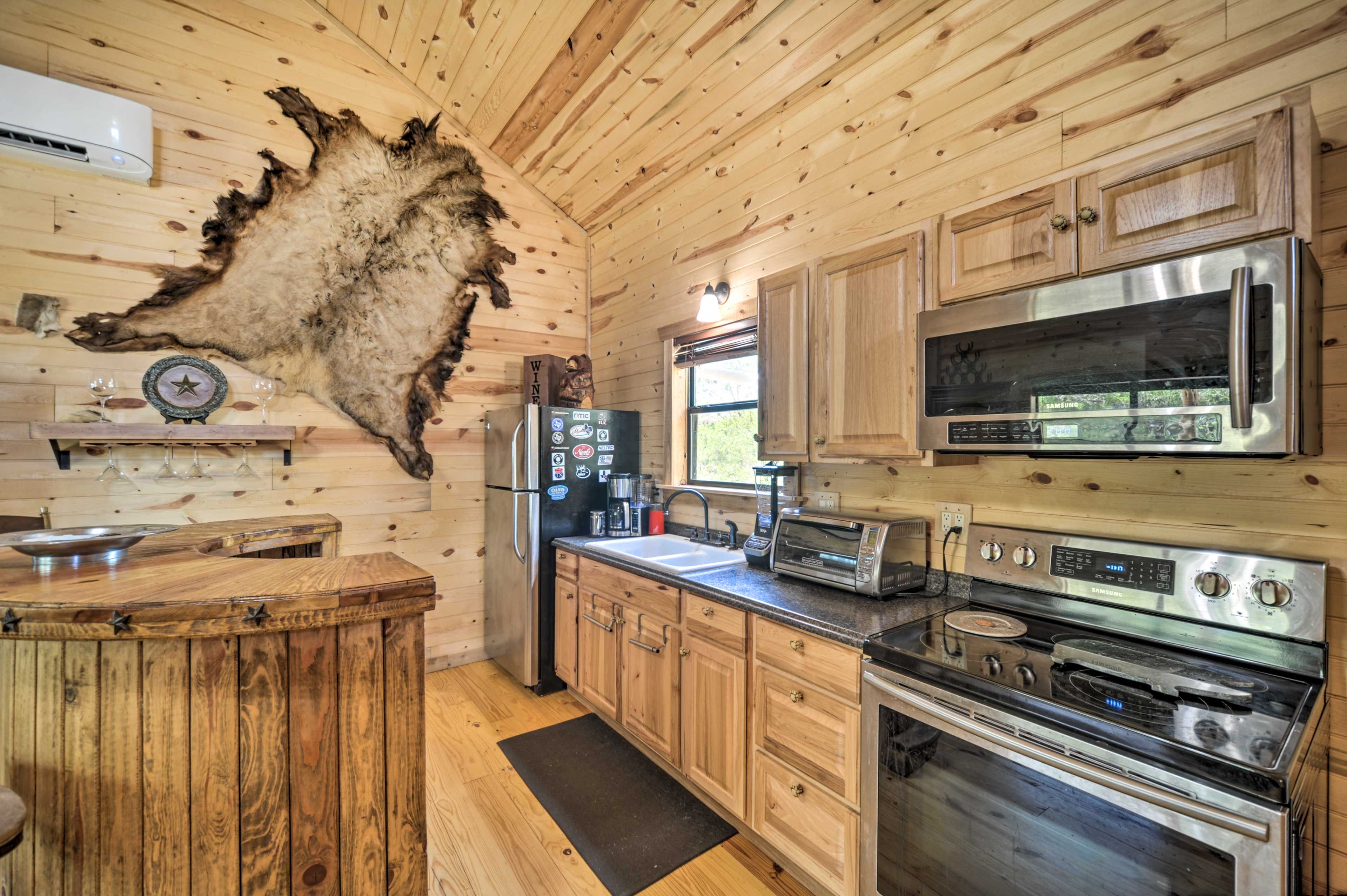 Kitchen | Cabin 1 | Cooking Basics | Coffee Maker | Blender