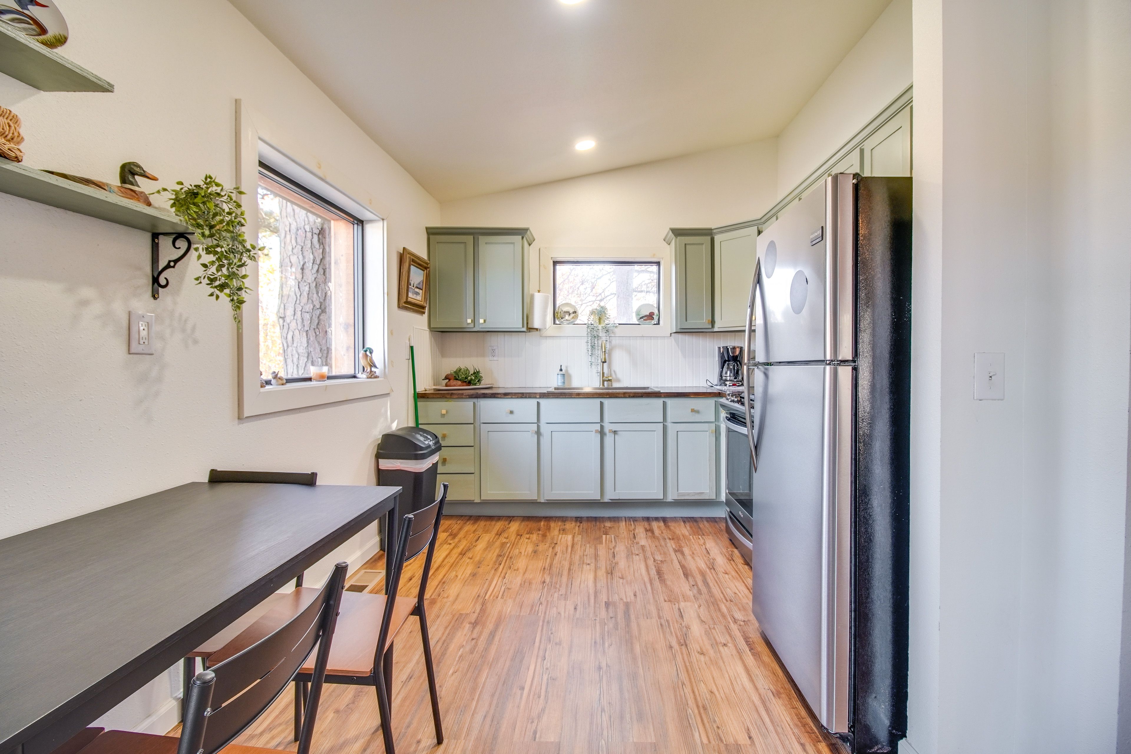 Dining Area | Dishware/Flatware | Cooking Basics