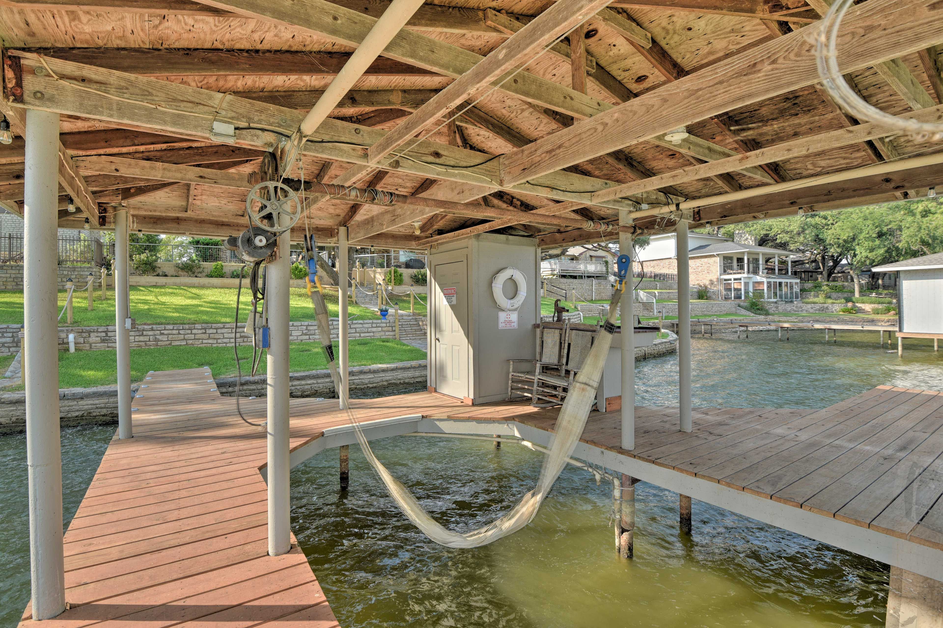 Dock