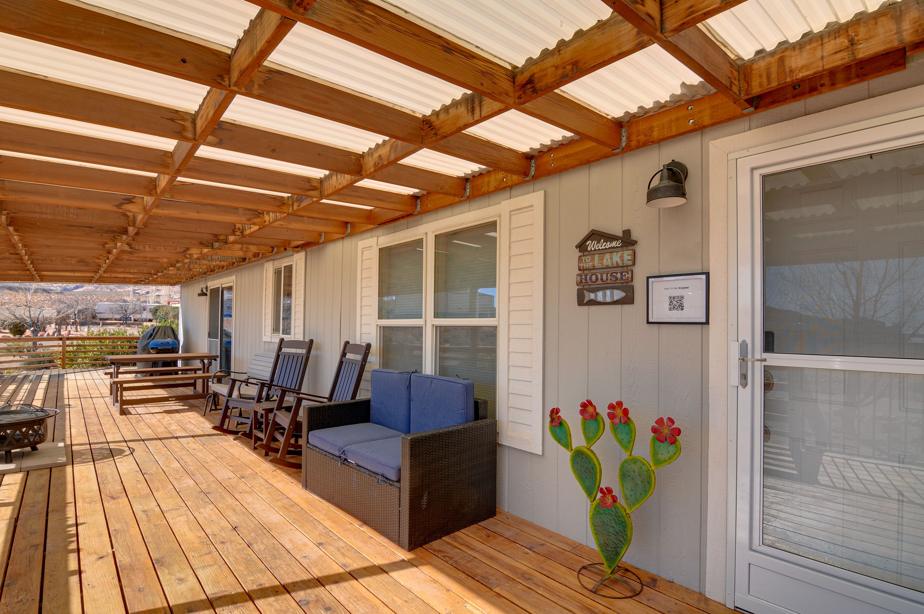 Covered Deck | Outdoor Seating | Charcoal Grill | Gas Grill