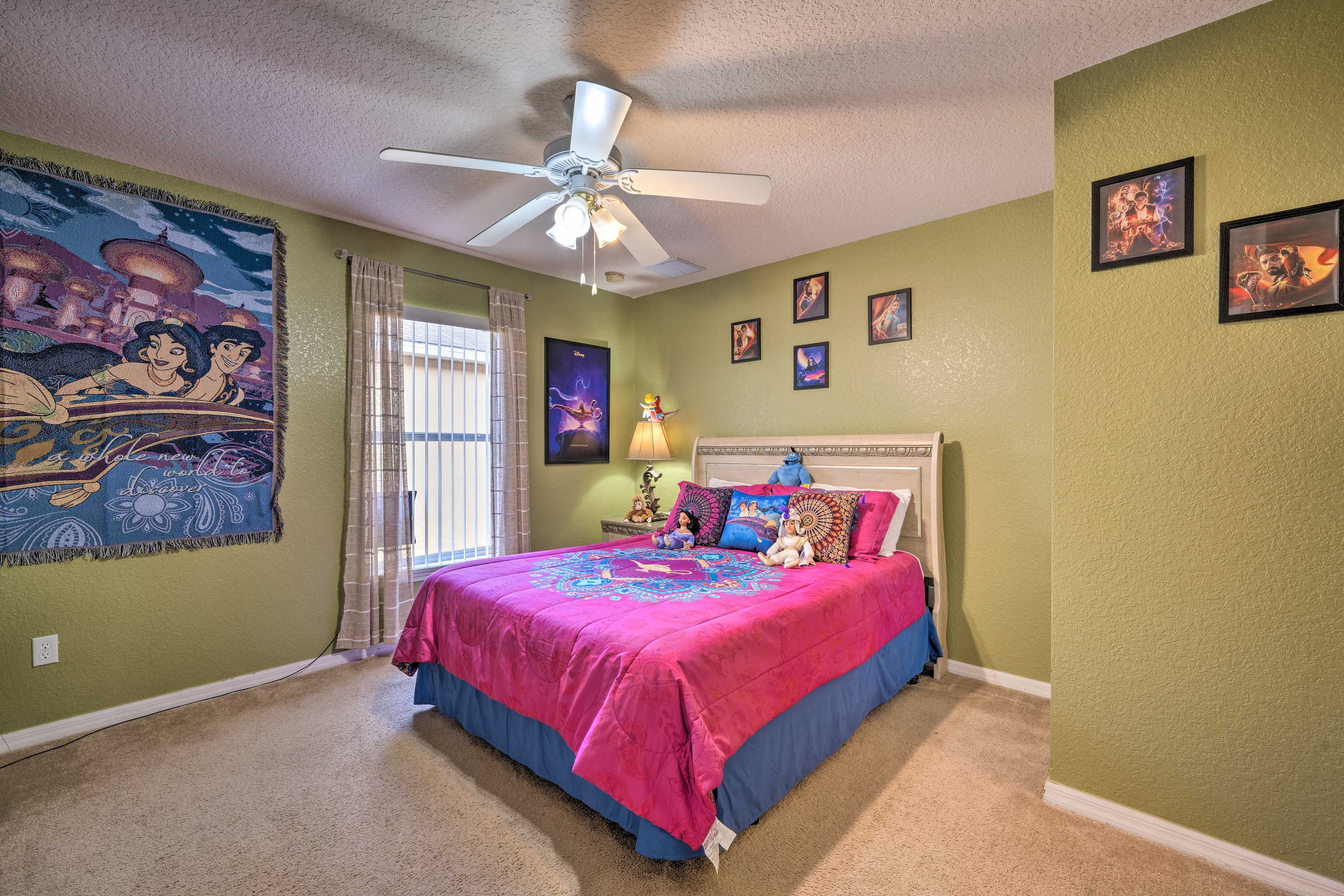 Bedroom 1 | King Bed | Linens Provided