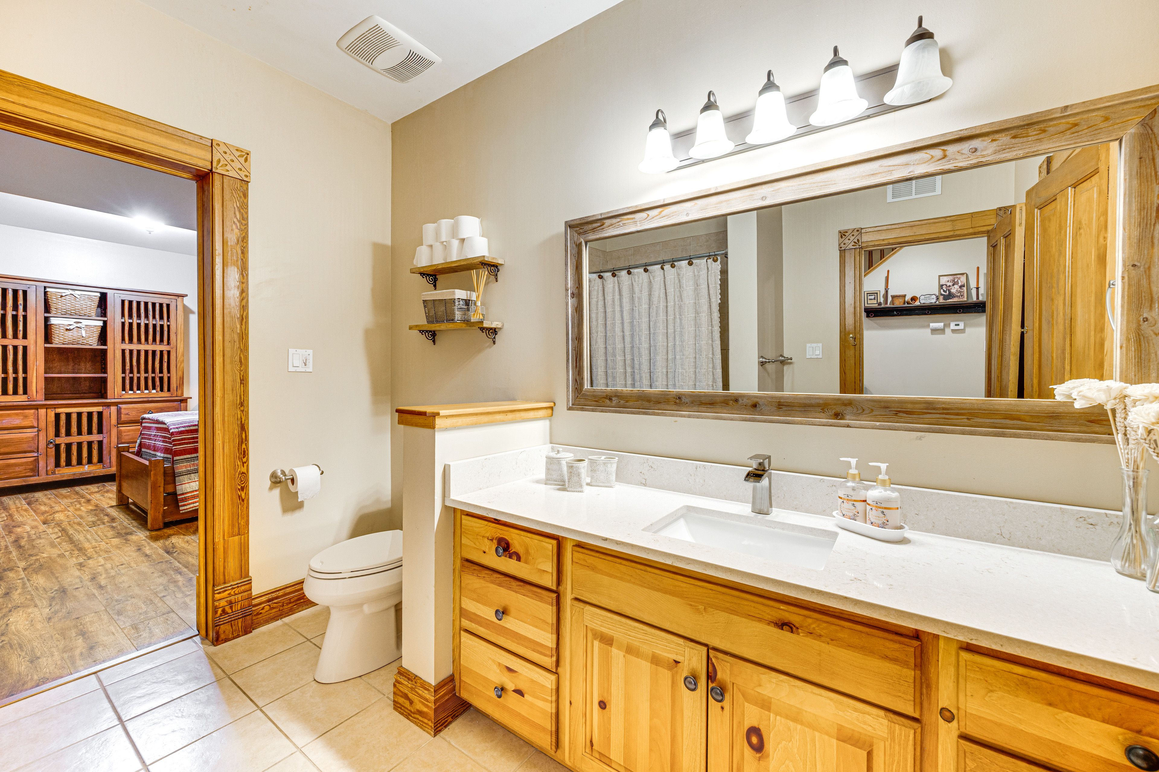 Full Bathroom | Basement