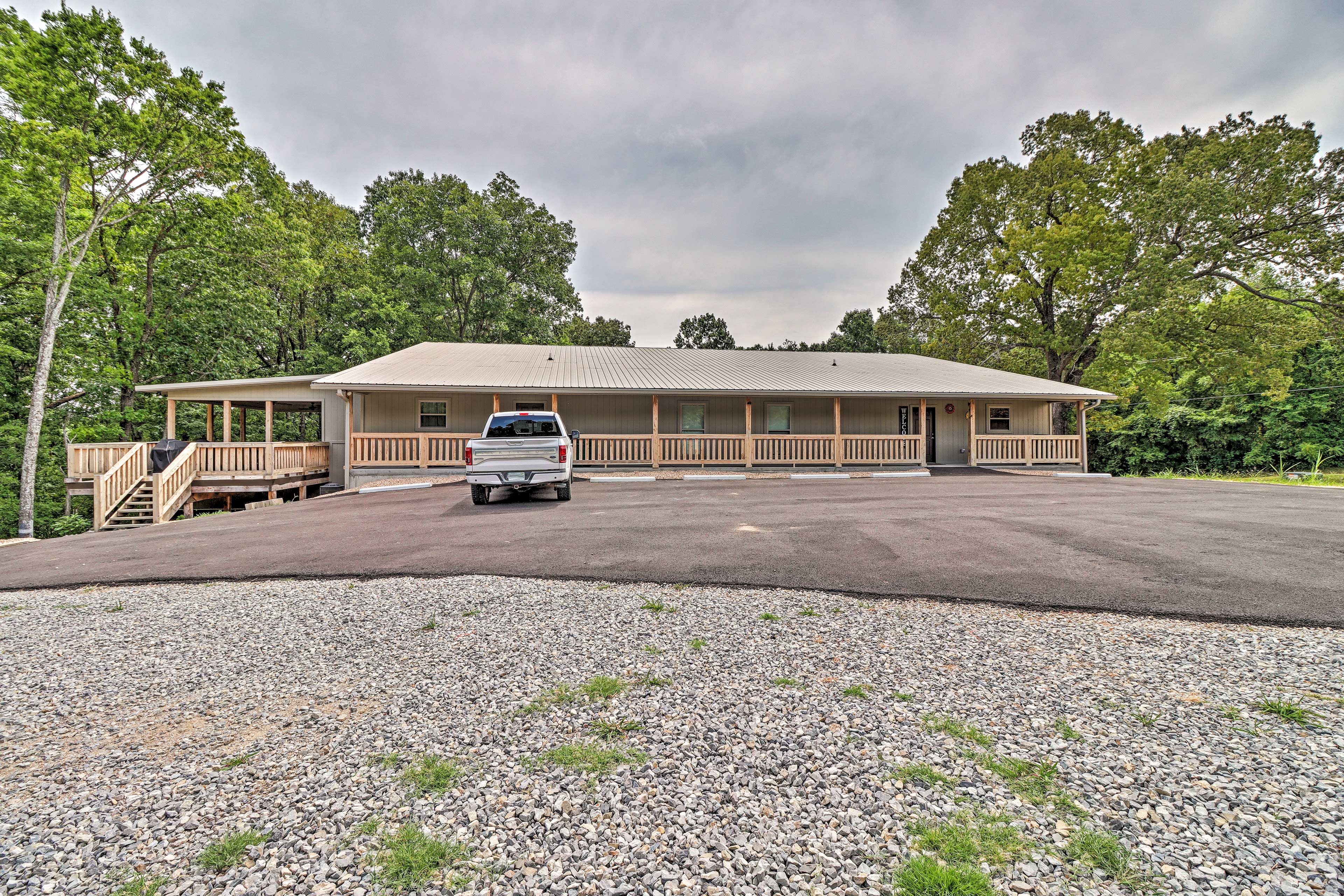 Complex Exterior | Community Parking Lot (3 Vehicles)