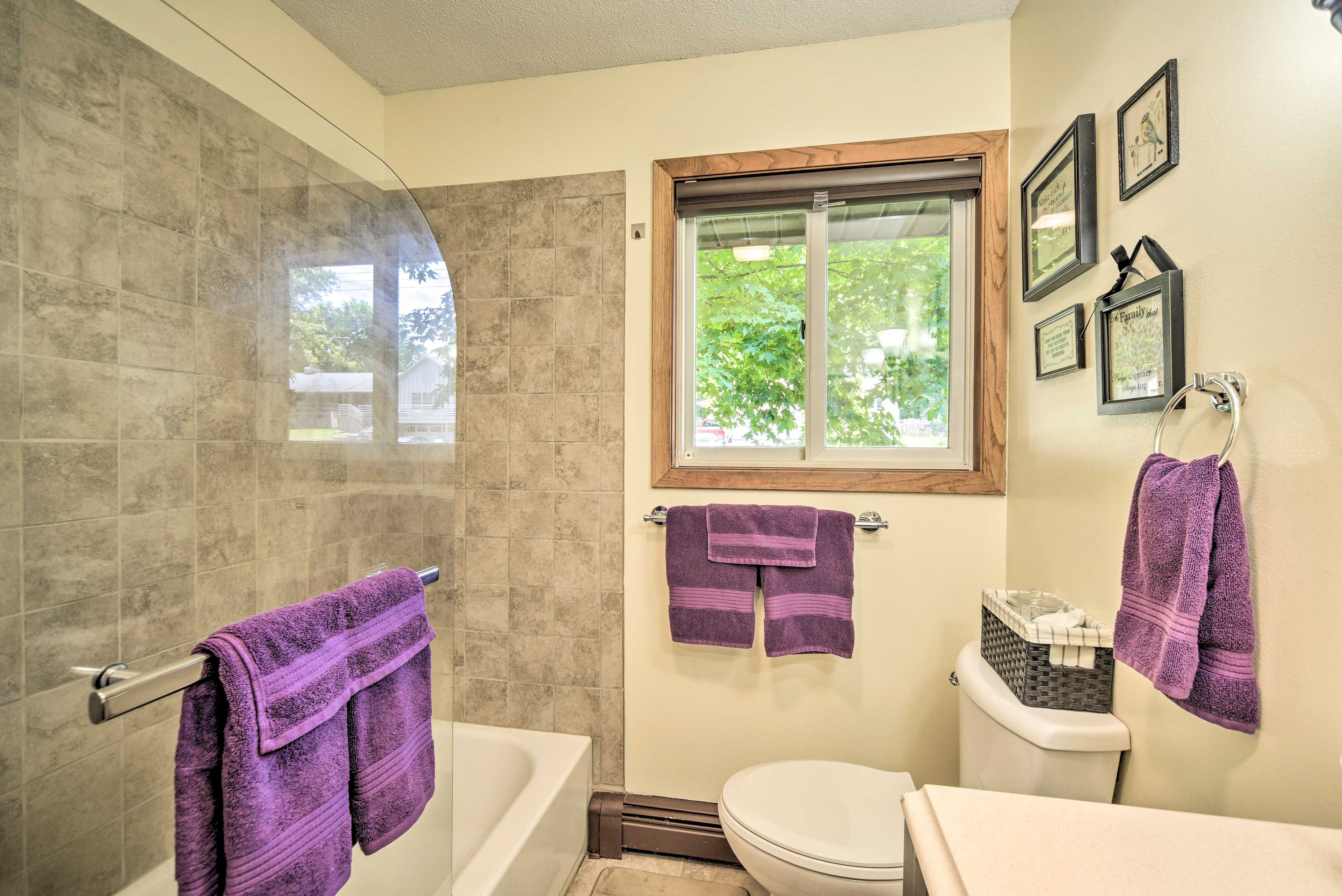 Full Bathroom