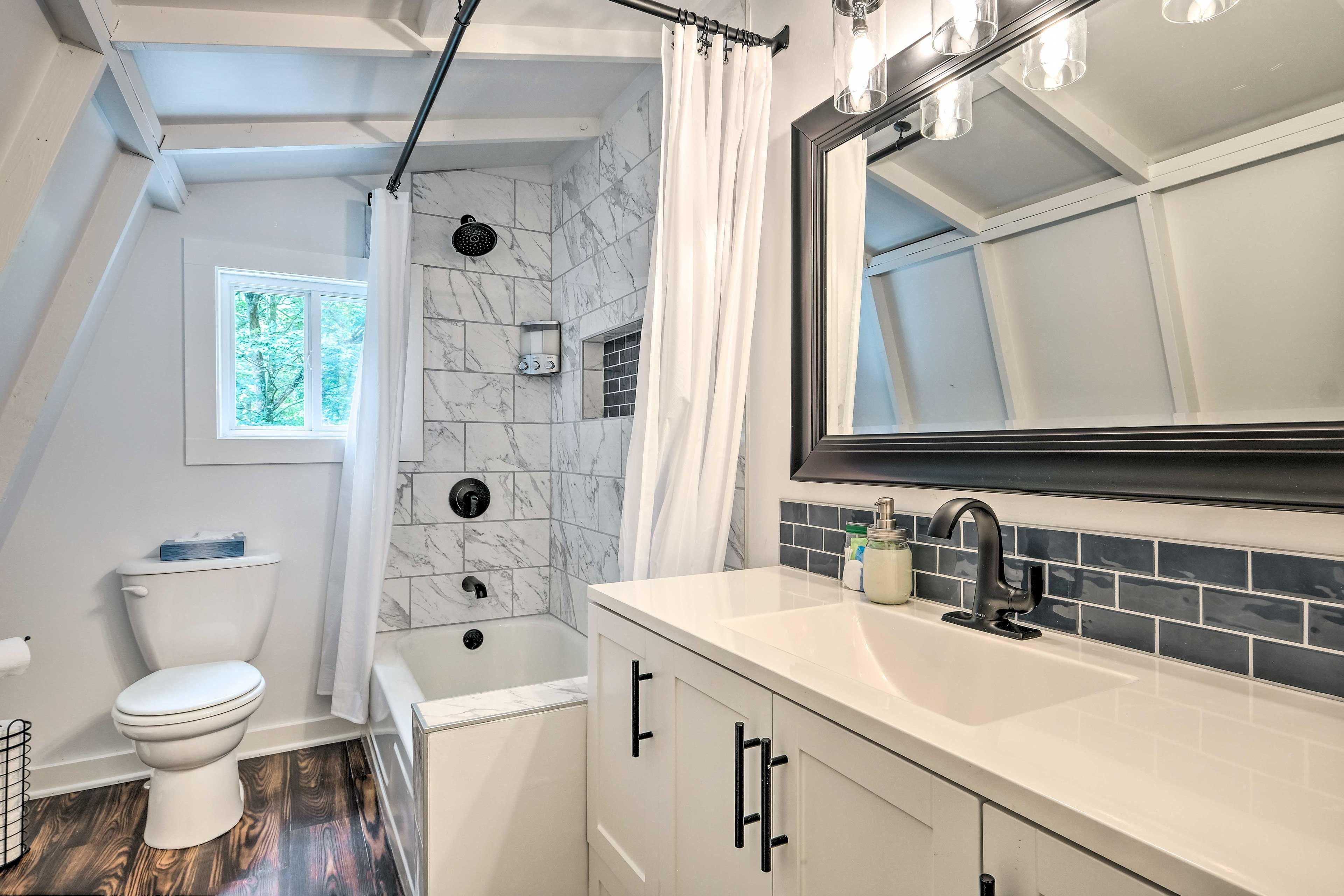 Full Bathroom
