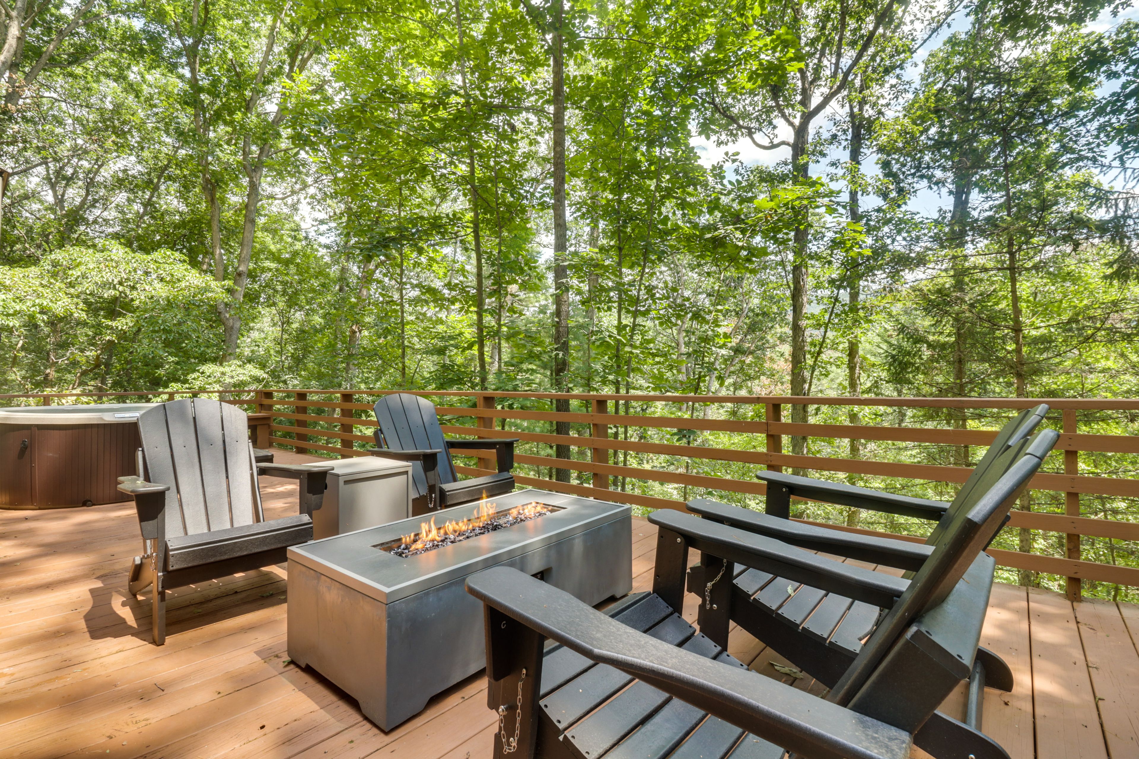 Broadway Vacation Rental | 2BR | 1BA | 1,100 Sq Ft | Steps Required