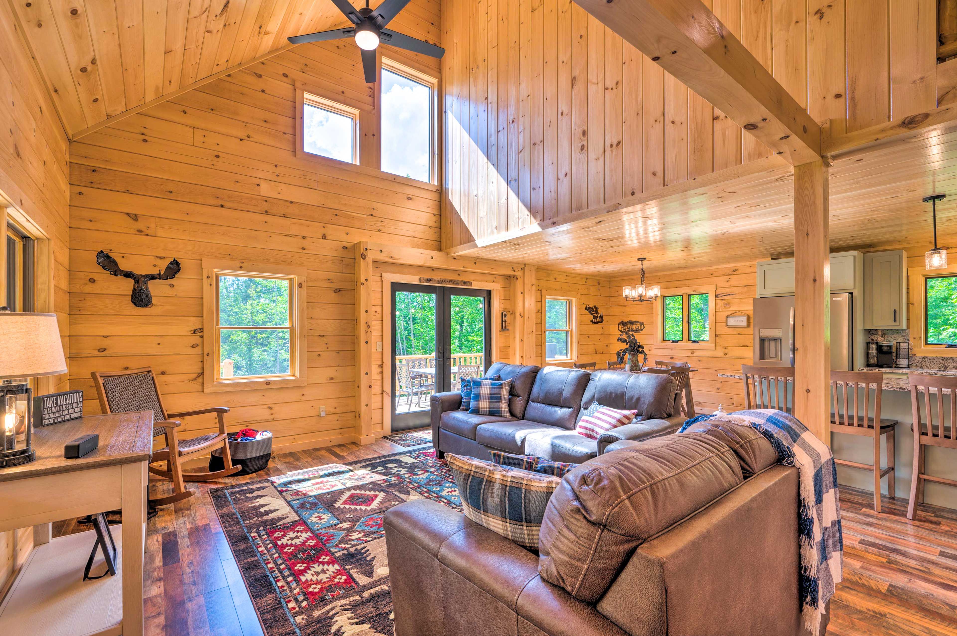 Living Room 1 | No WiFi | Central Heating & Air Conditioning