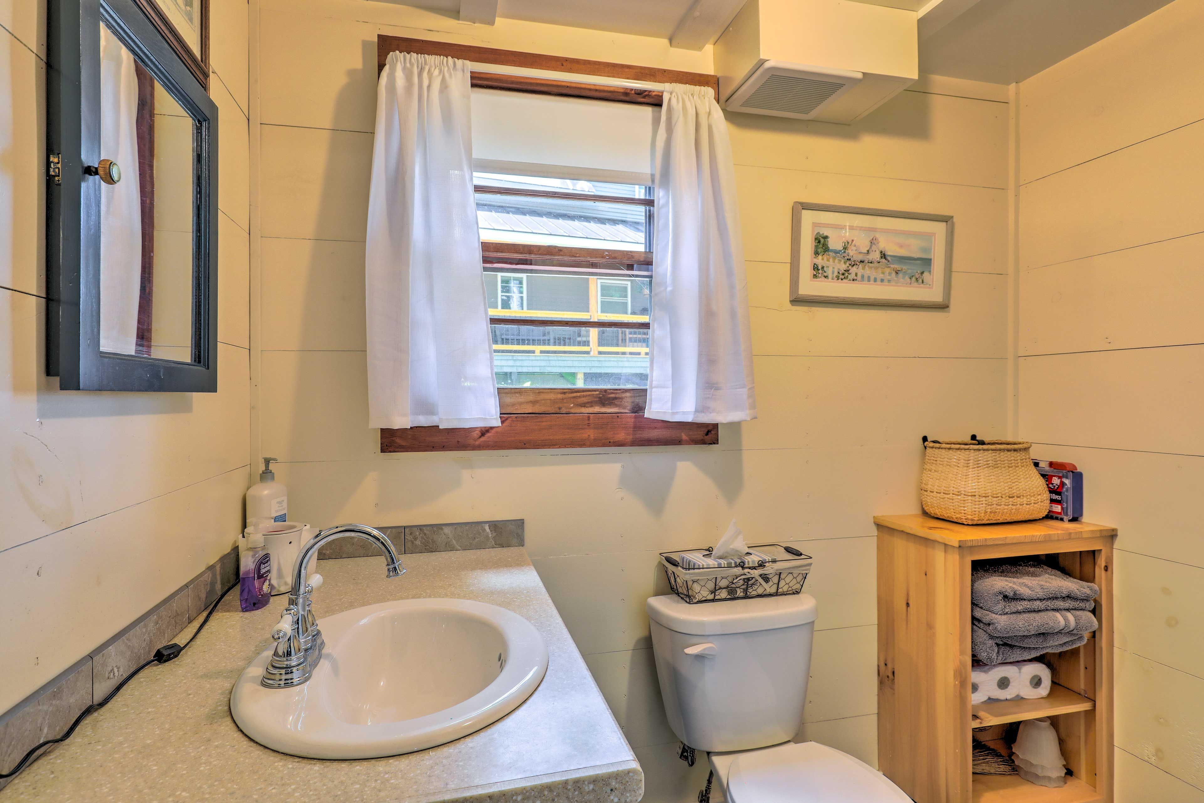 Full Bathroom