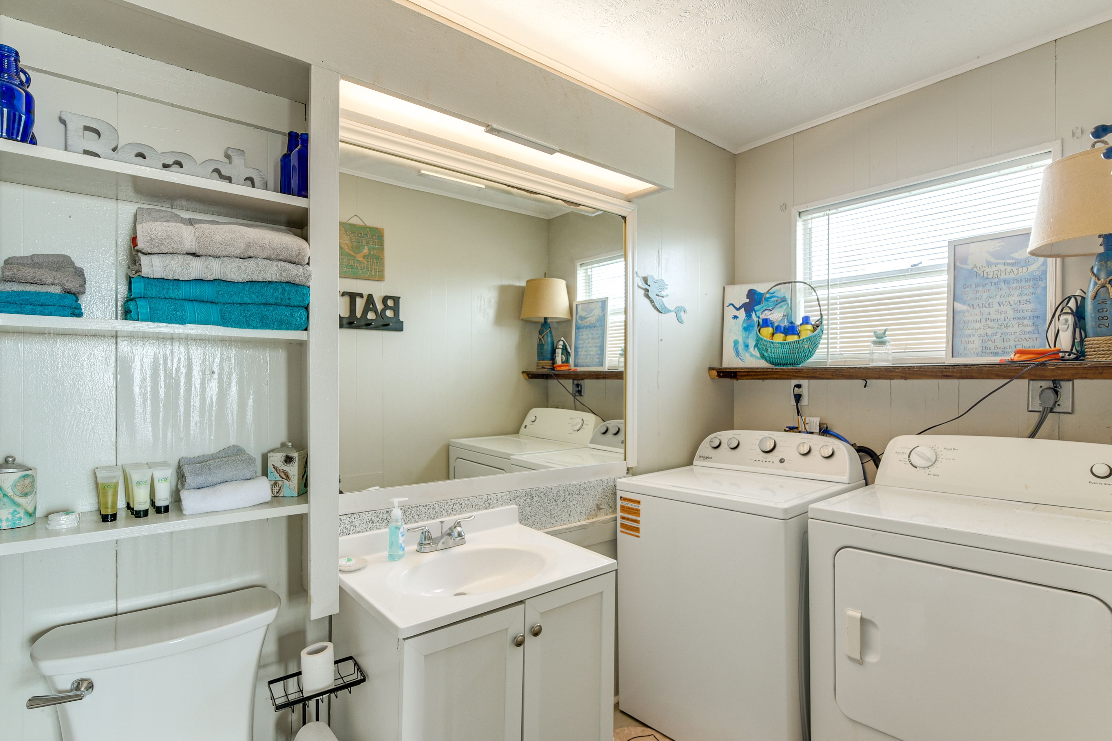 En-Suite Bathroom | Washer & Dryer