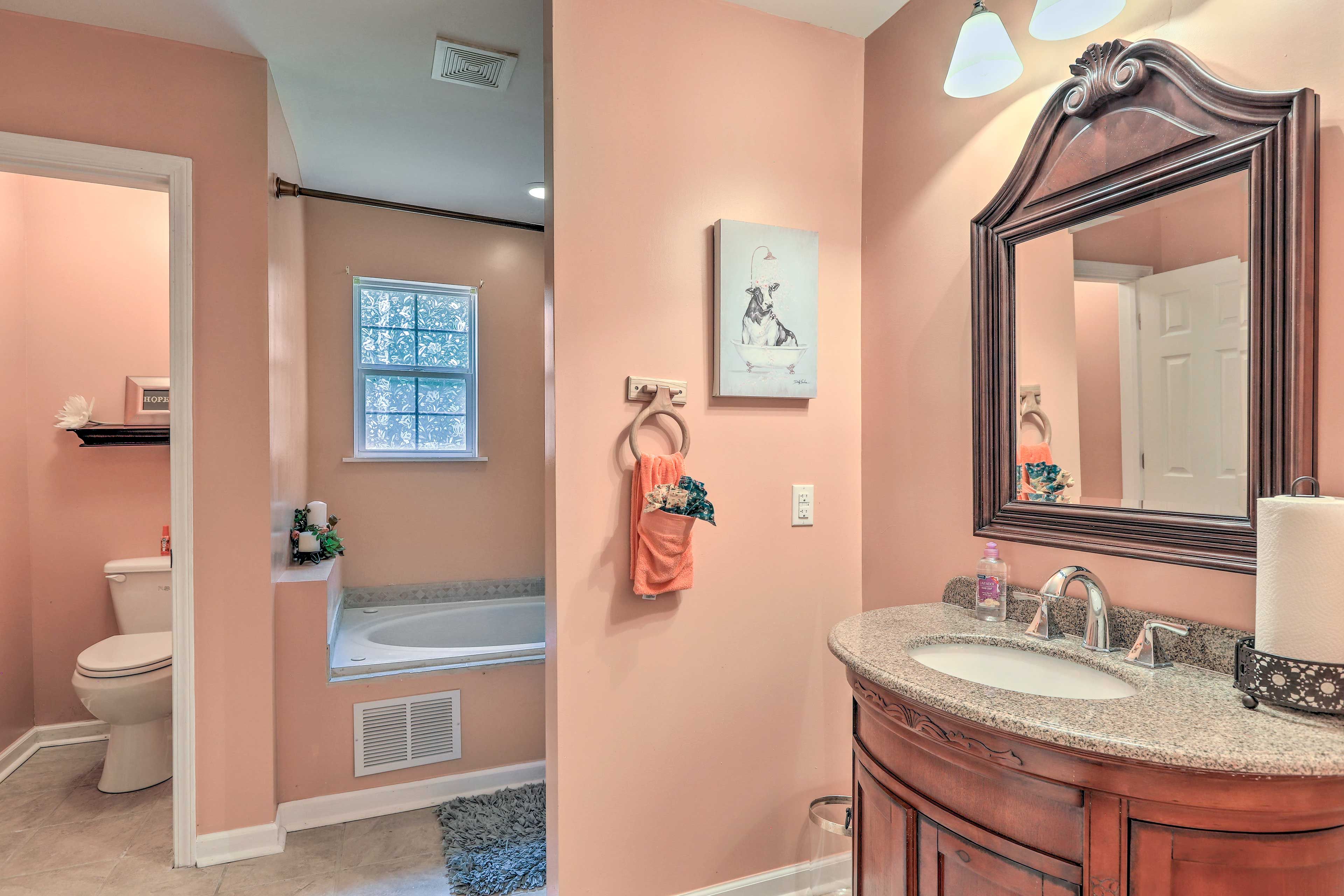 Bathroom | Jetted Tub