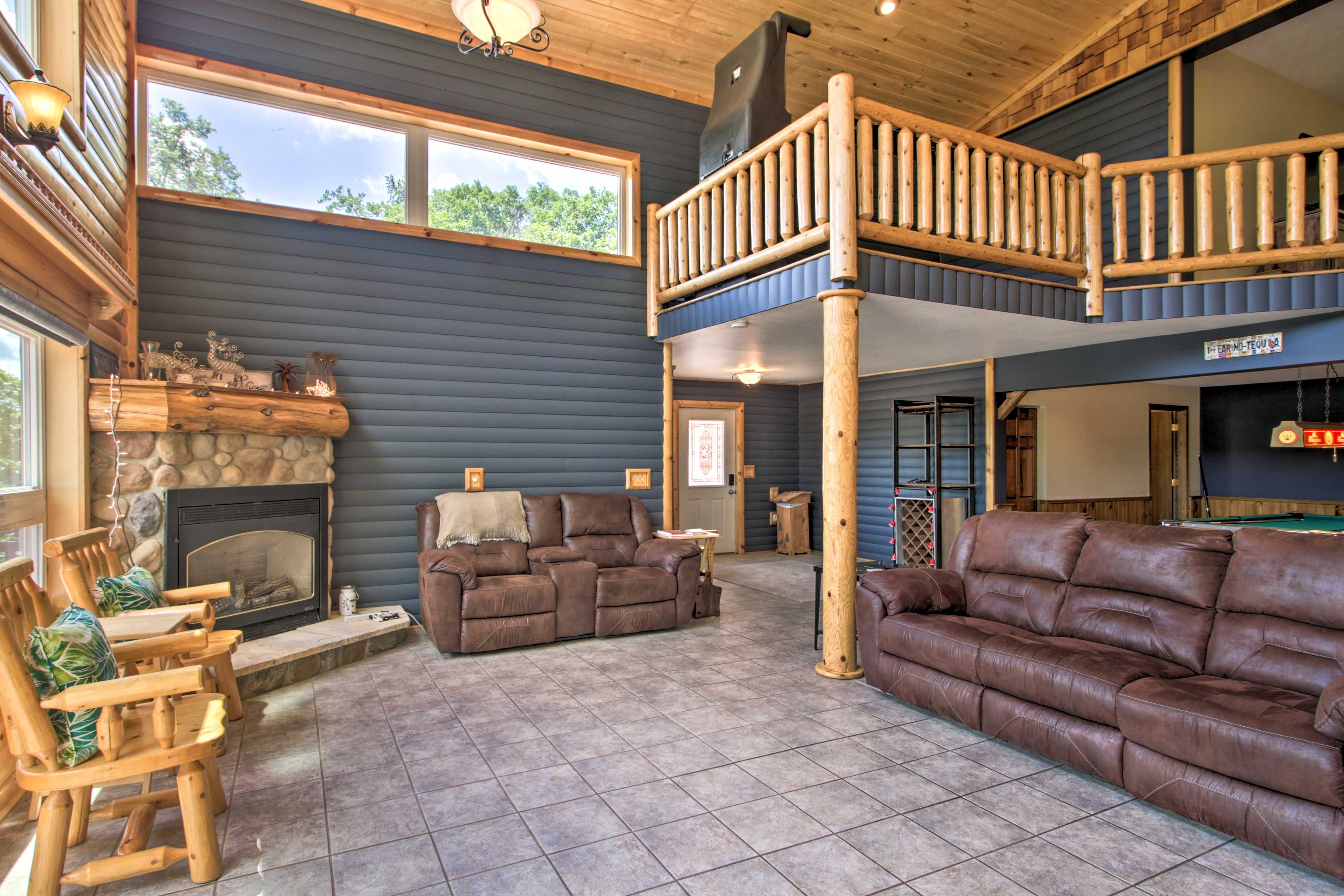 Living Room | Fireplace | Central A/C & Heating