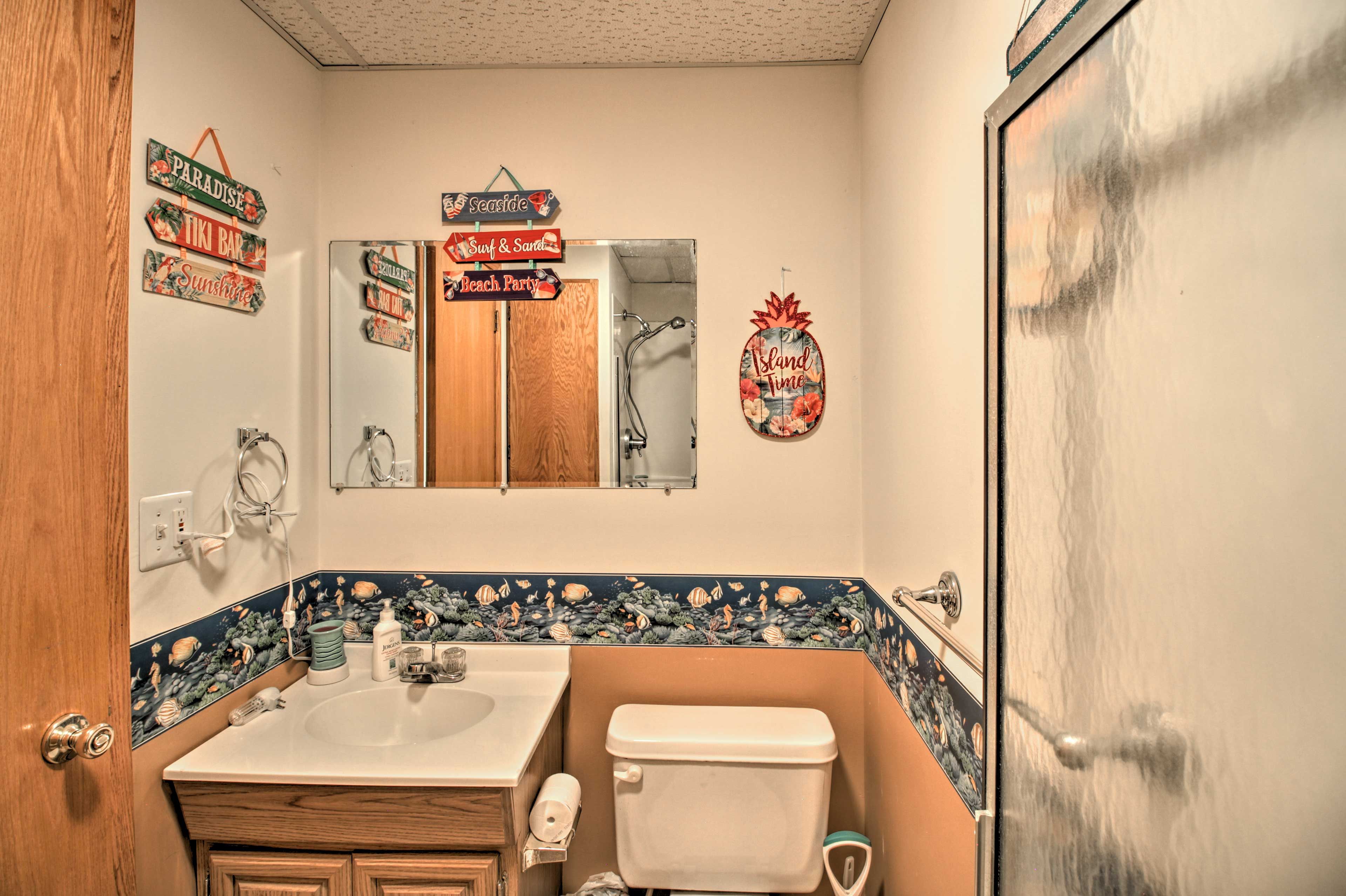 Full Bathroom