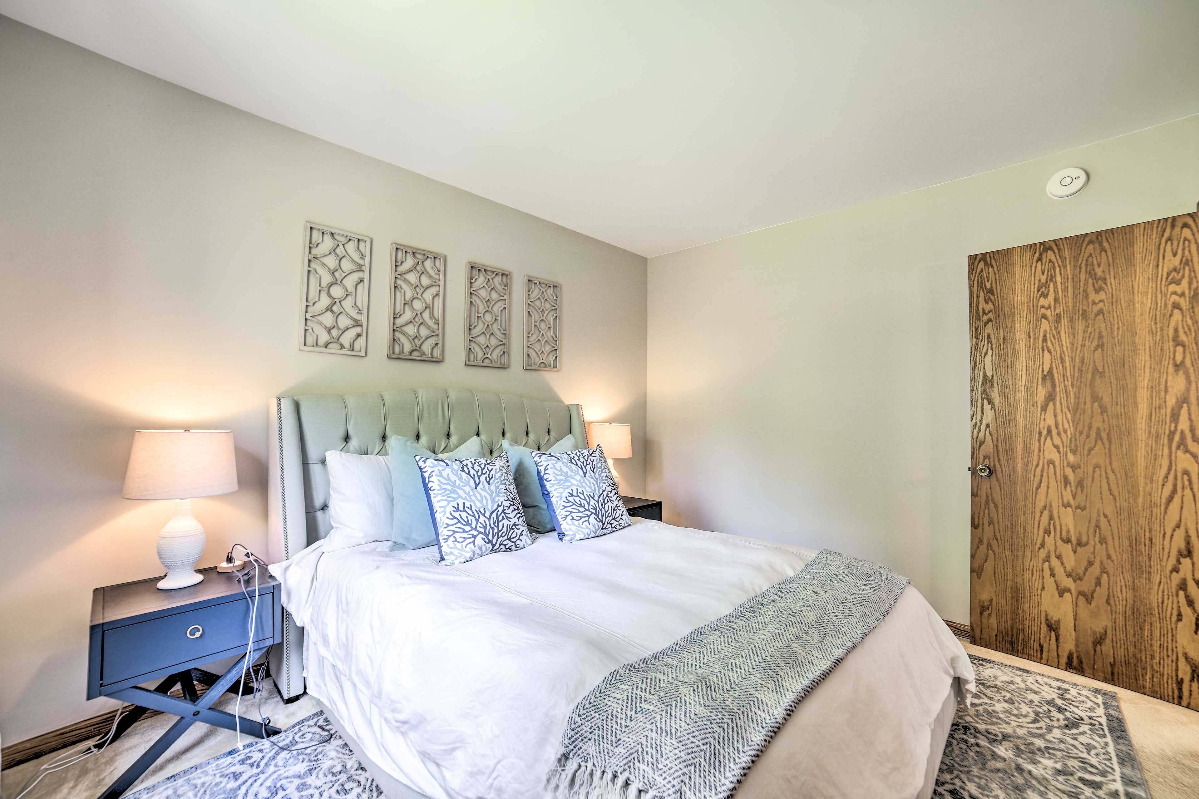 Bedroom 2 | Queen Bed | 2nd Floor