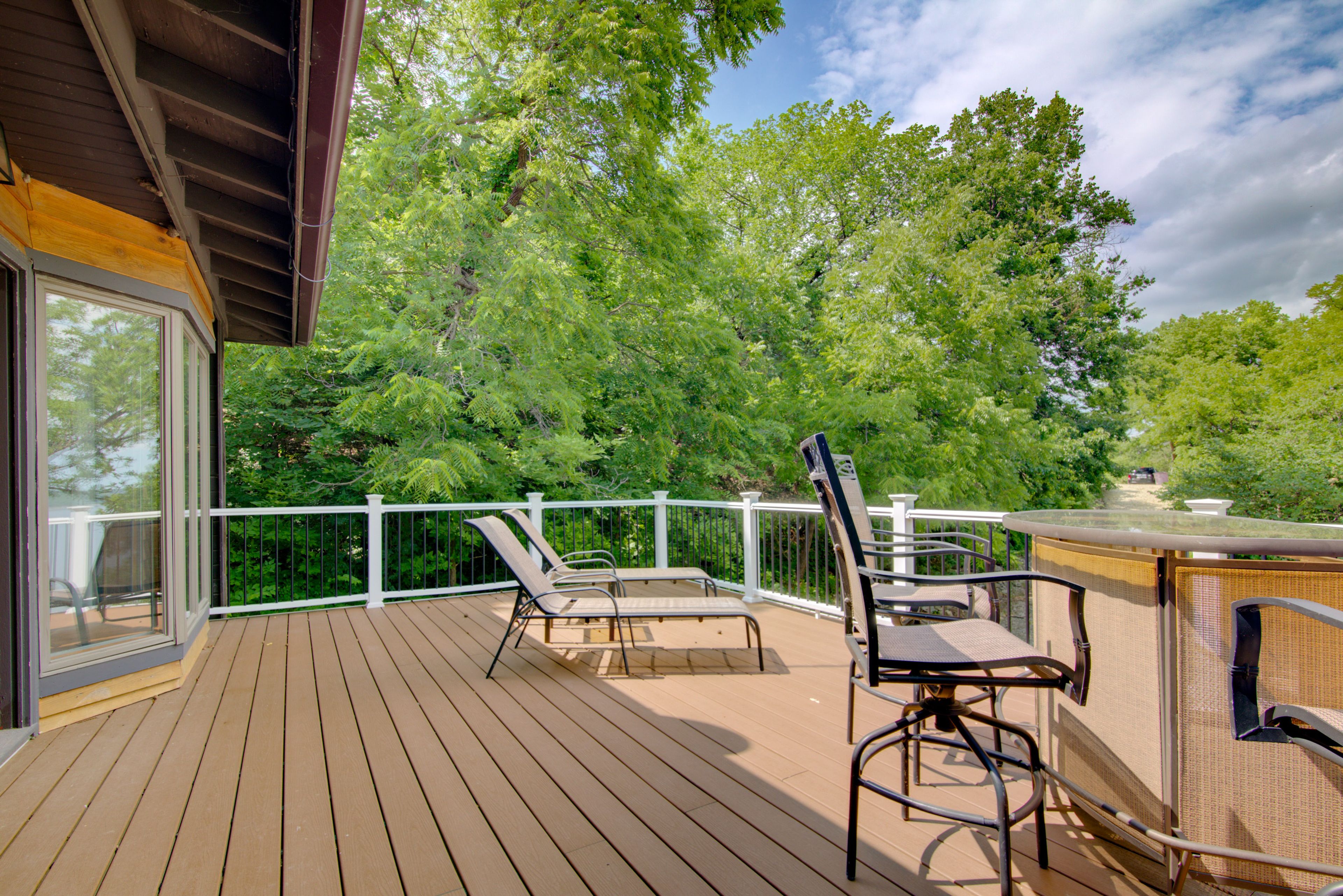 Private Deck
