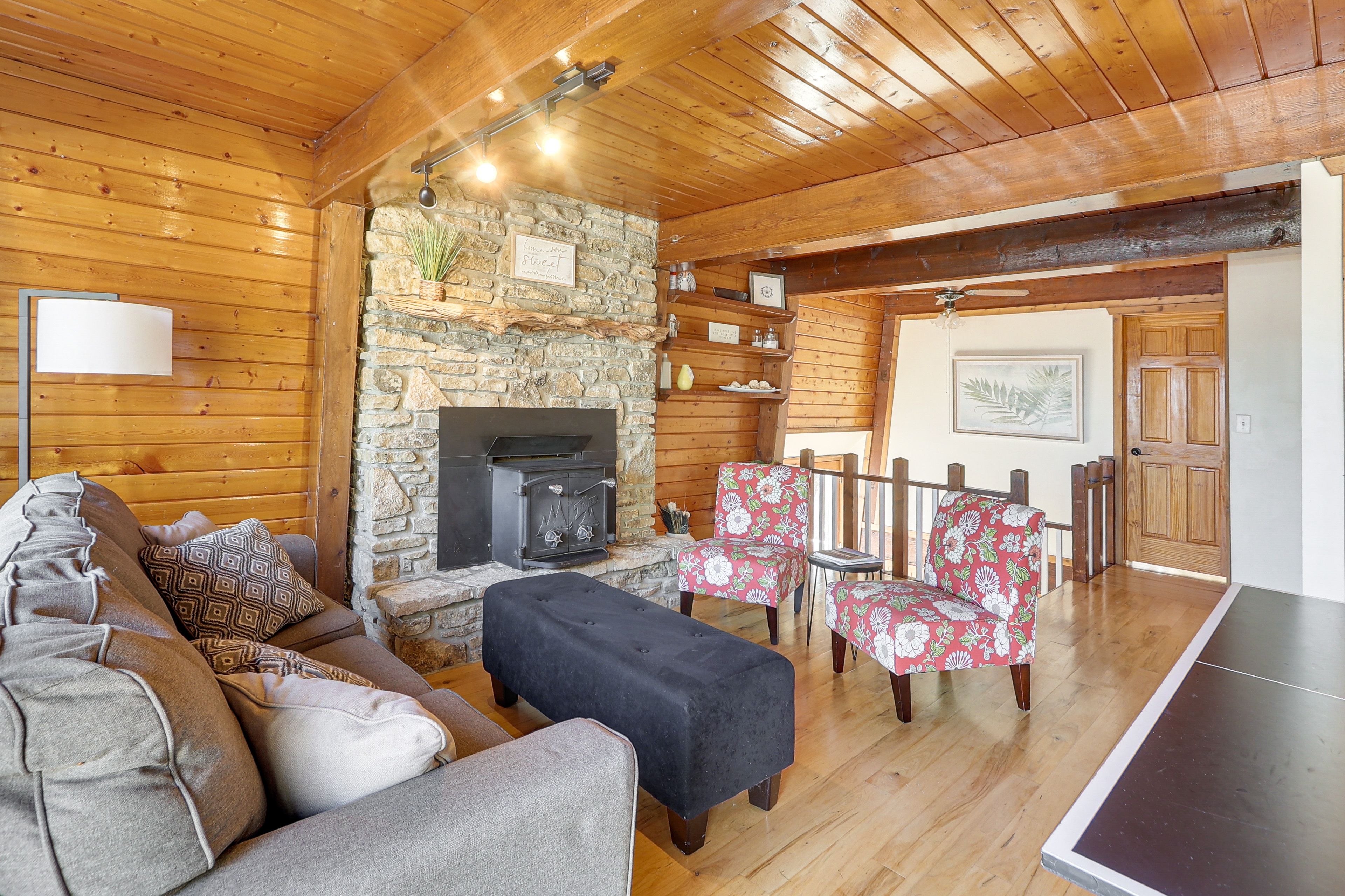 Living Room | Upper Level | Queen Sleeper Sofa | Geothermal Cooling & Heating