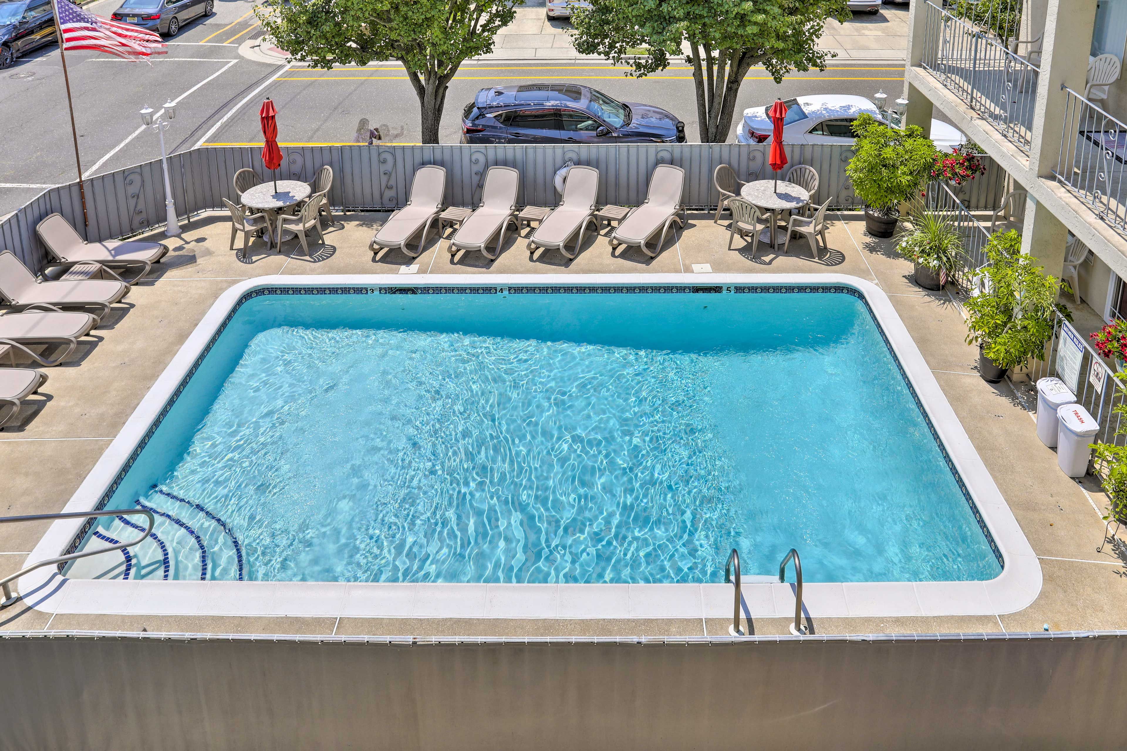 Seasonal Community Amenities