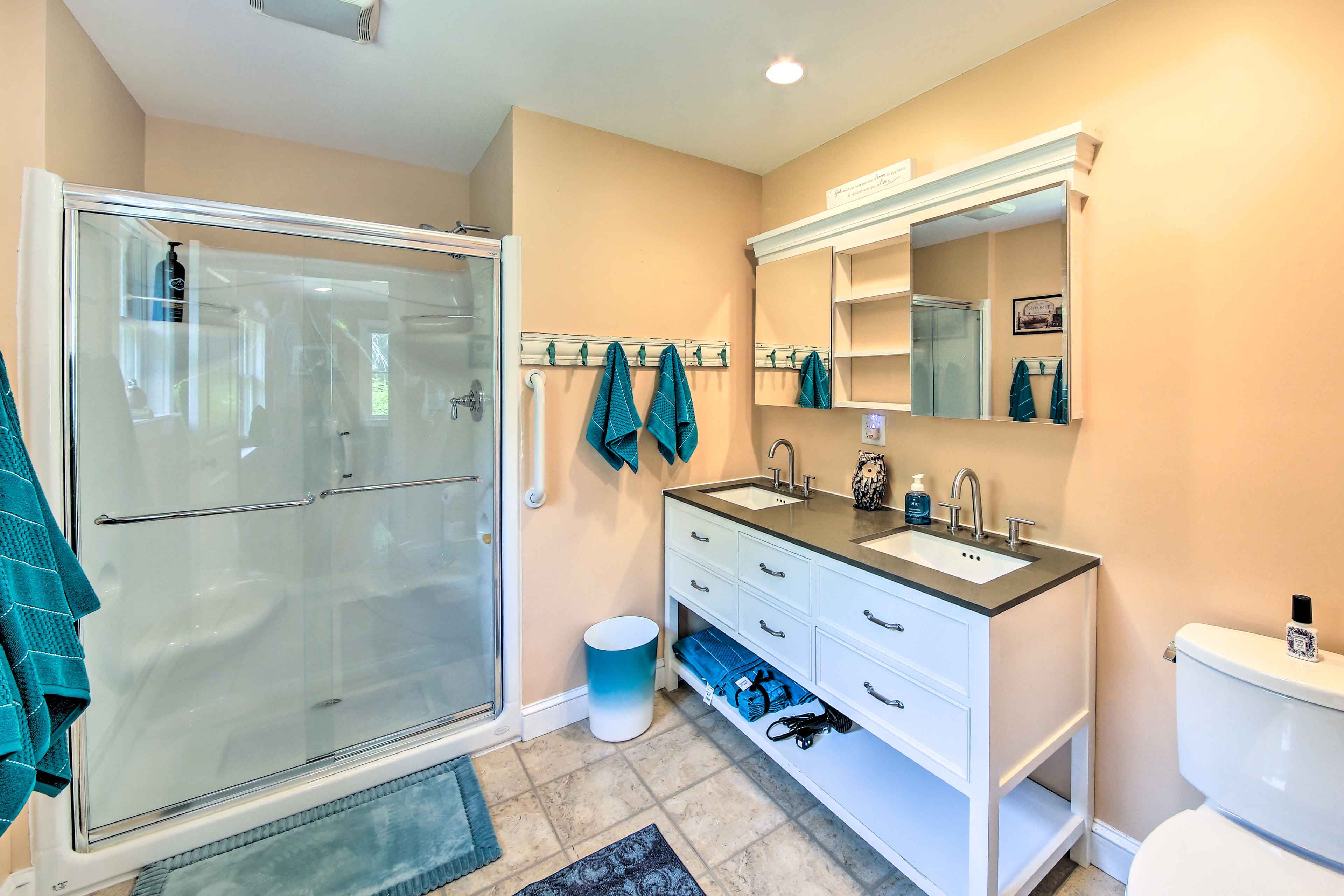 Full Bathroom