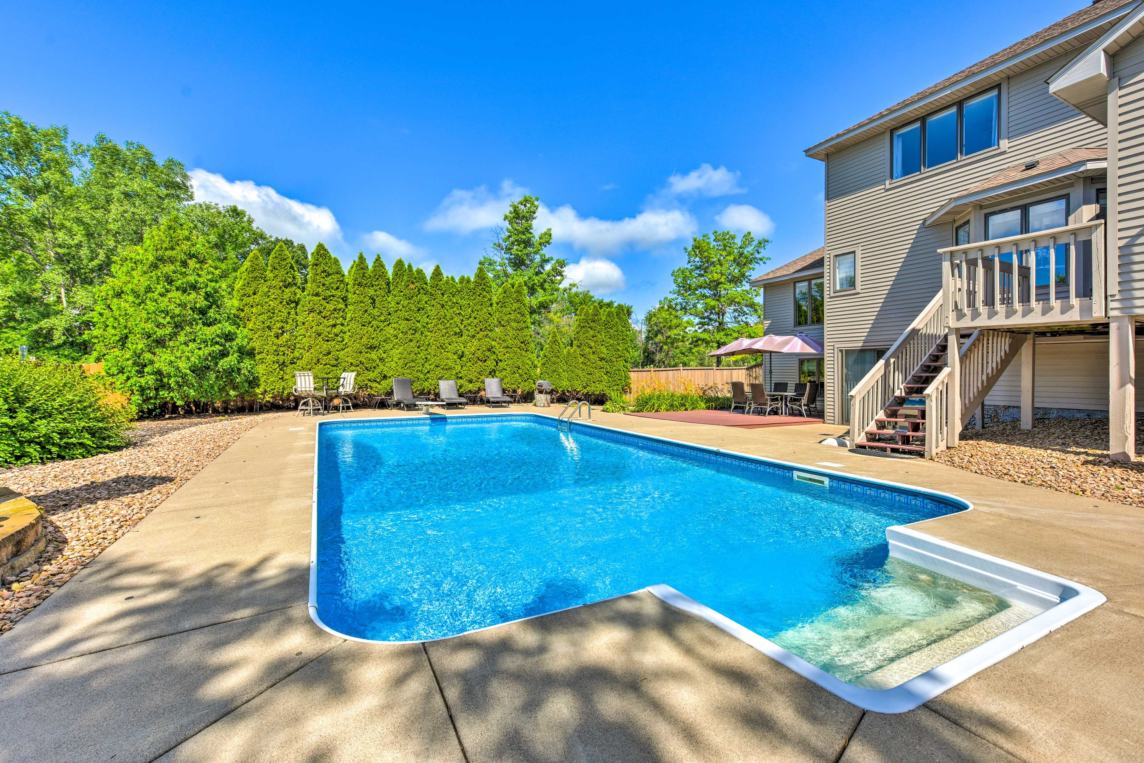 Sparkling Pool