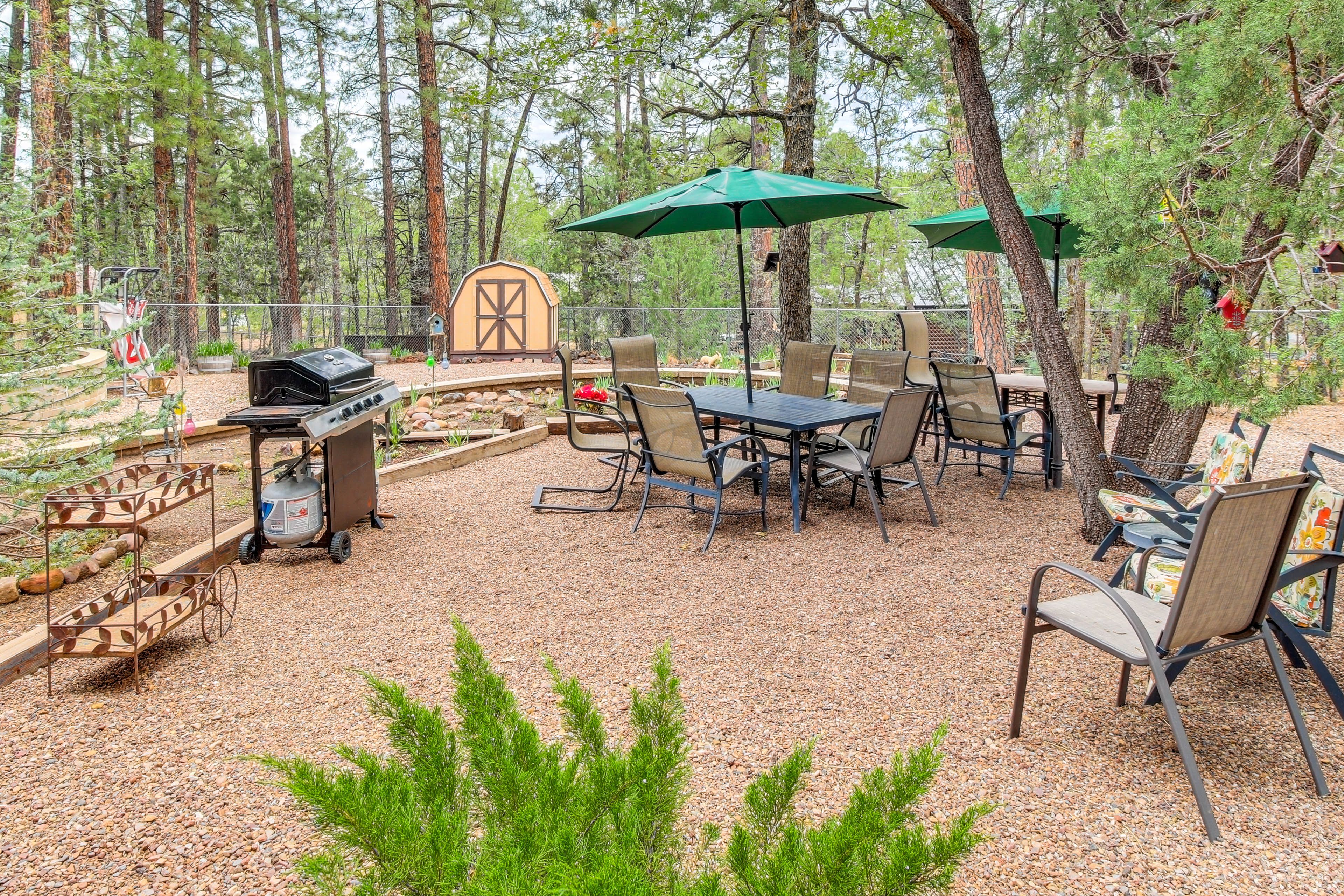 Exterior | Outdoor Dining | Gas Grill | Quiet Neighborhood