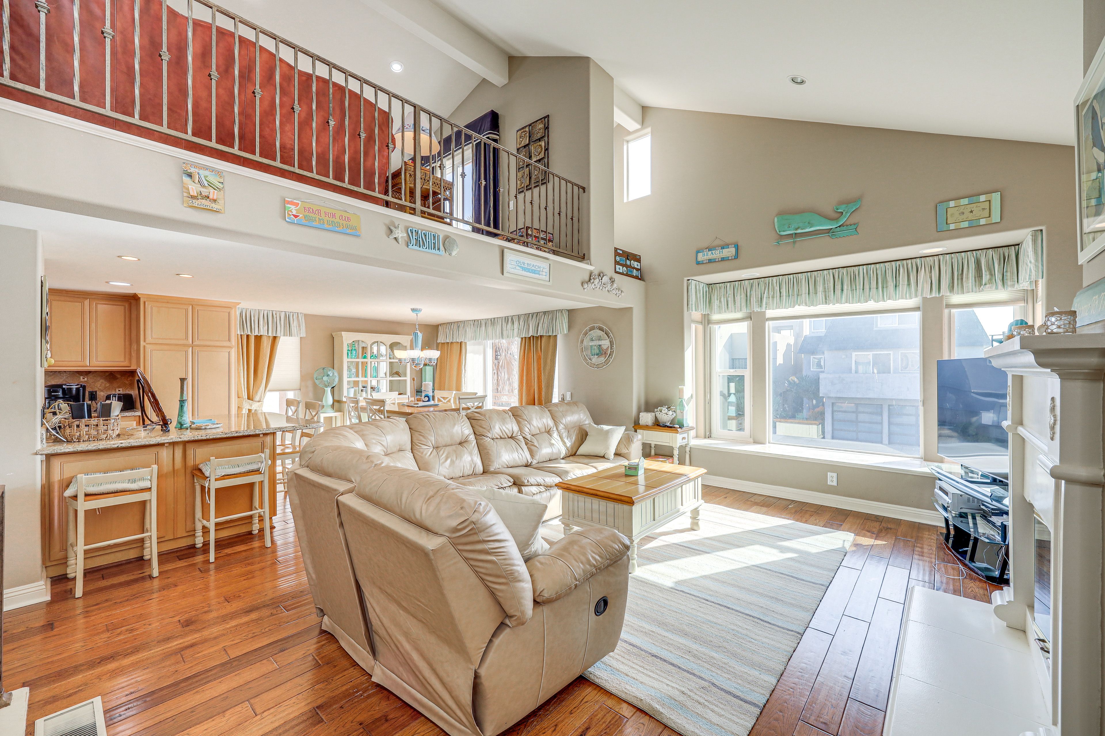 Oxnard Vacation Rental | 4BR | 3.5BA | 2 Steps Required | 2,800 Sq Ft