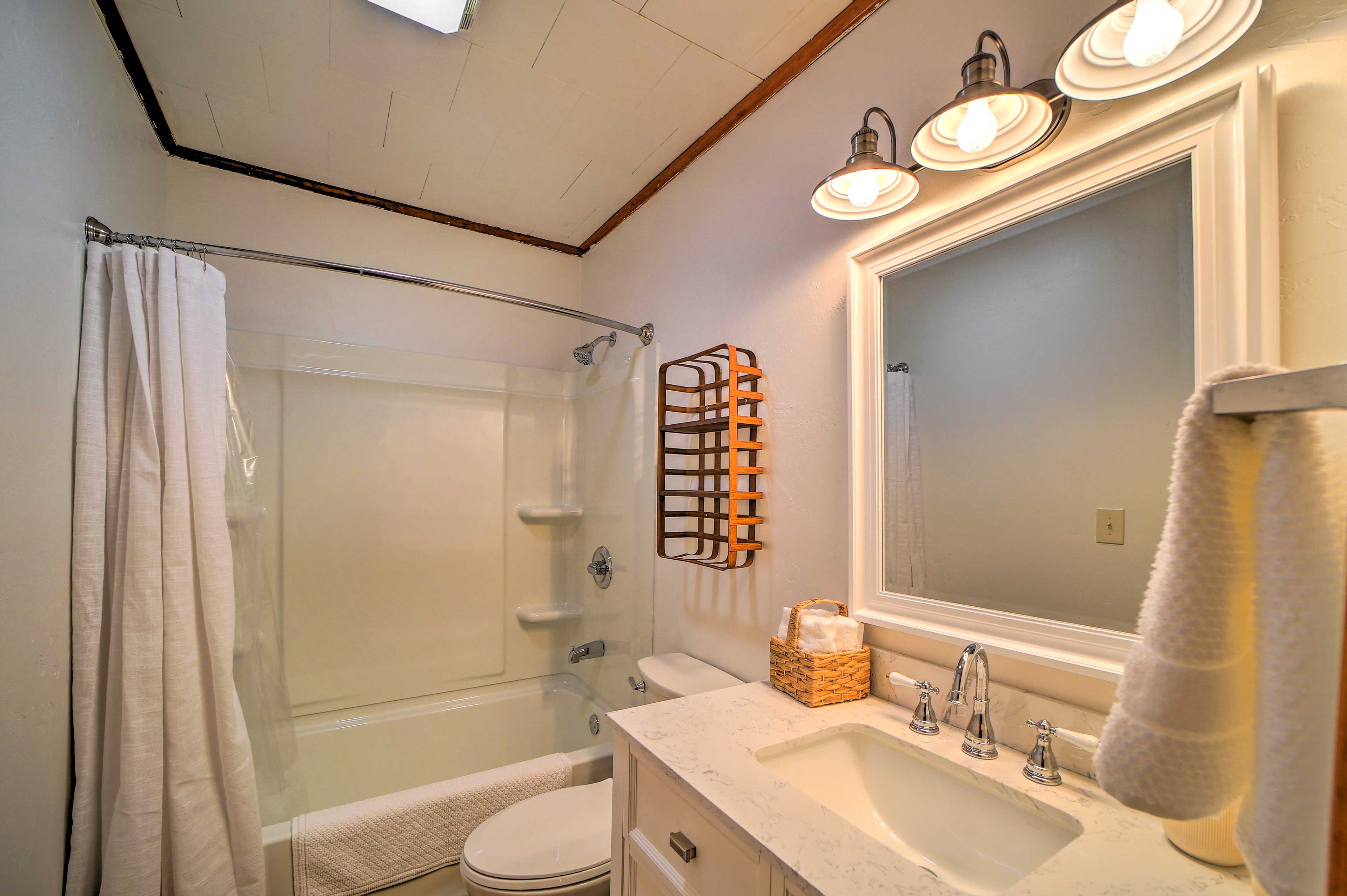 Full Bathroom