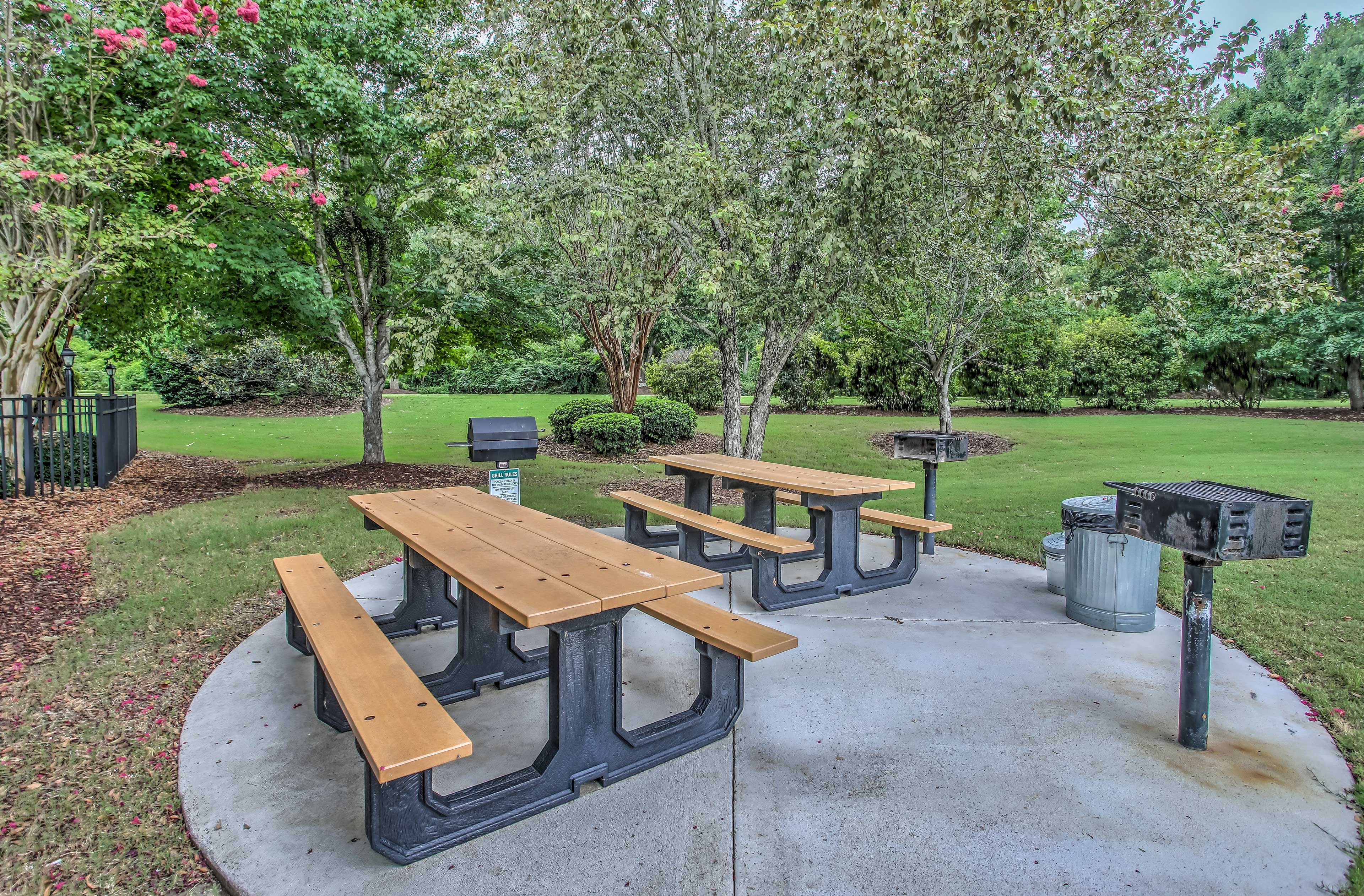 Community Grills & Picnic Tables