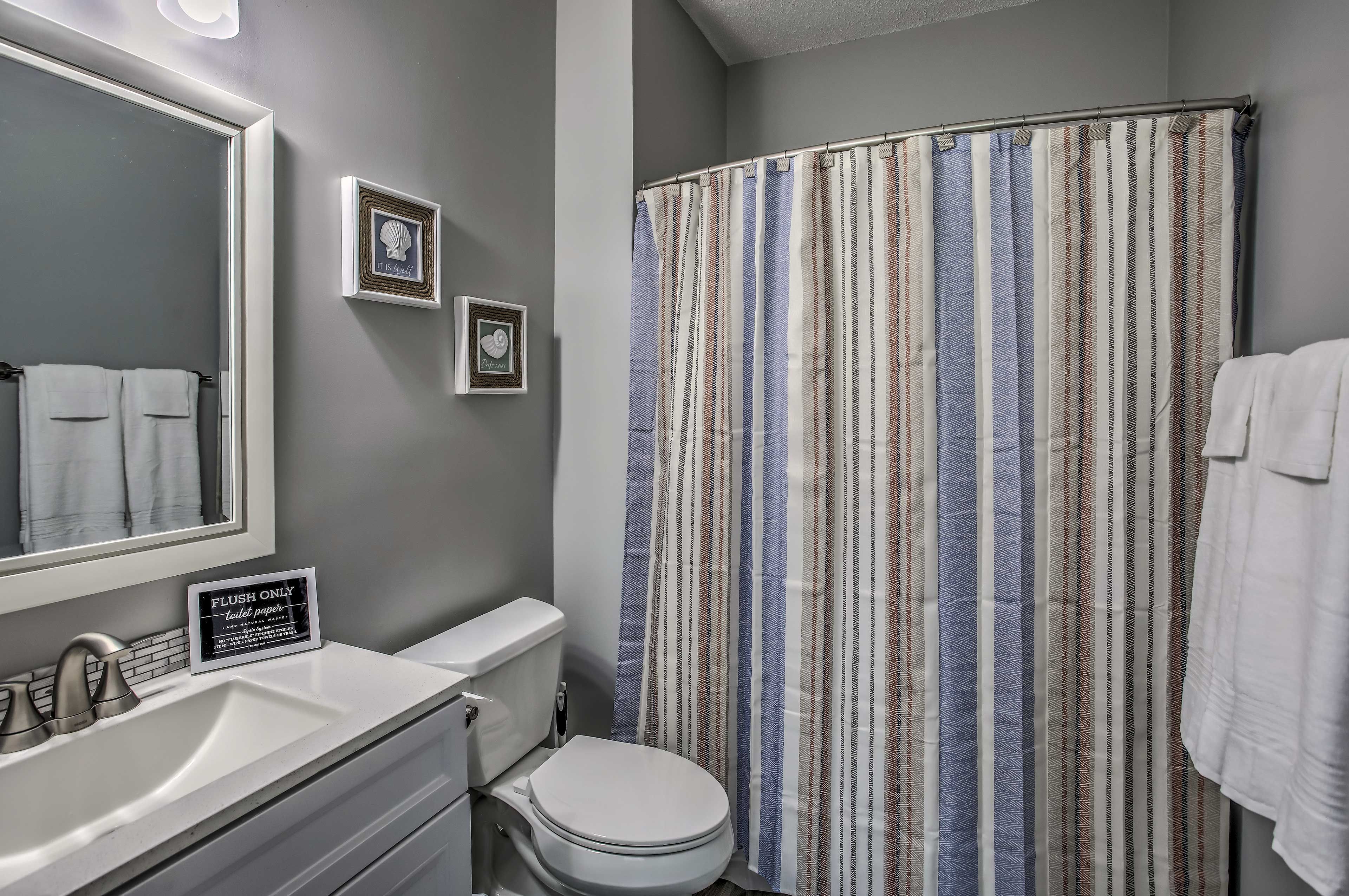Full En-Suite Bathroom