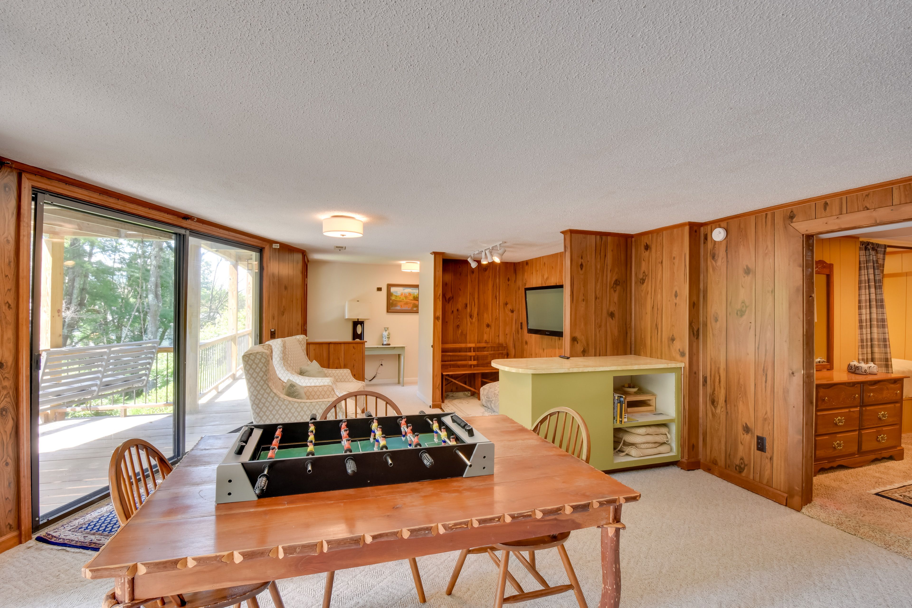 Game Room | Lower Level