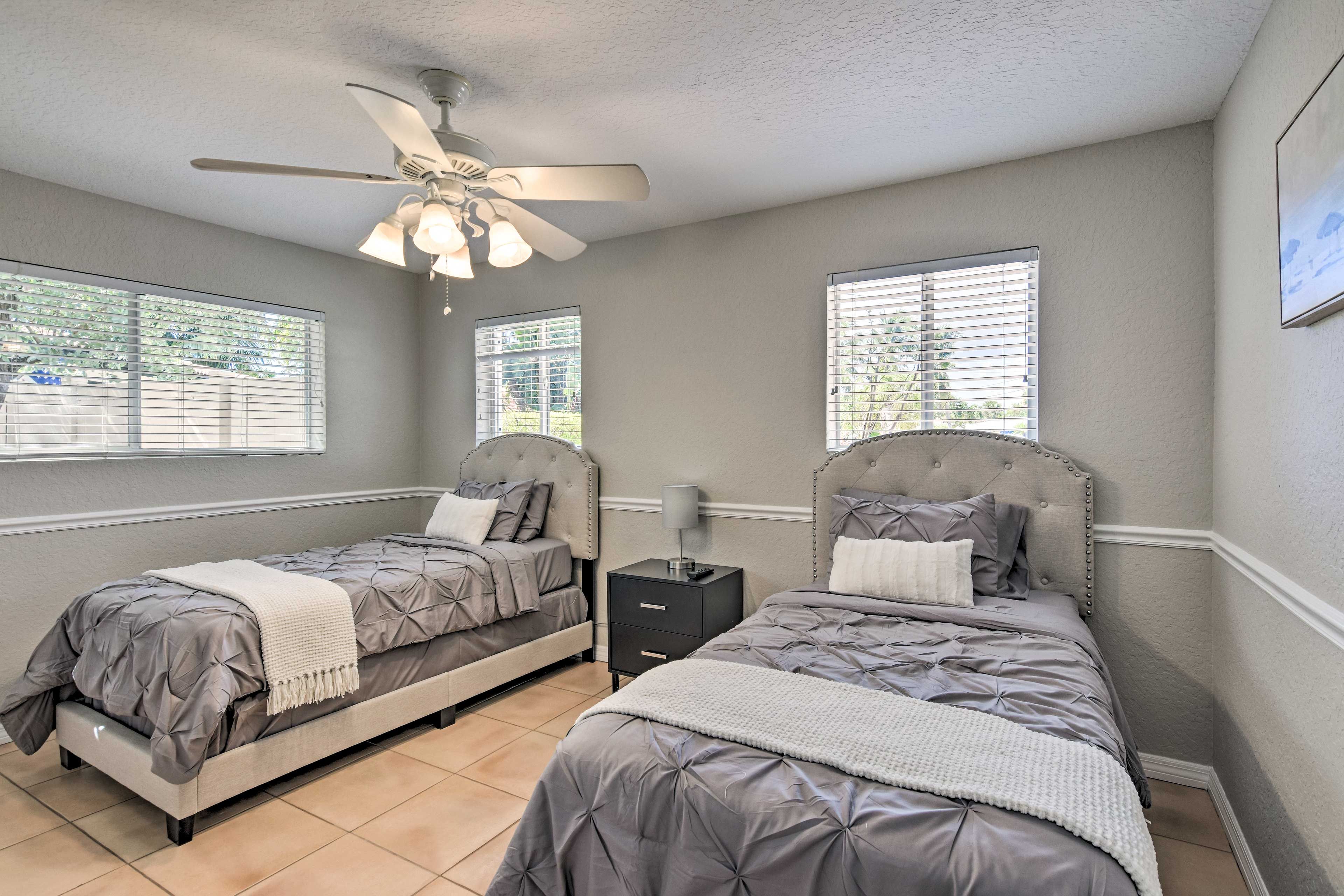 Bedroom 4 | 2 Twin Beds
