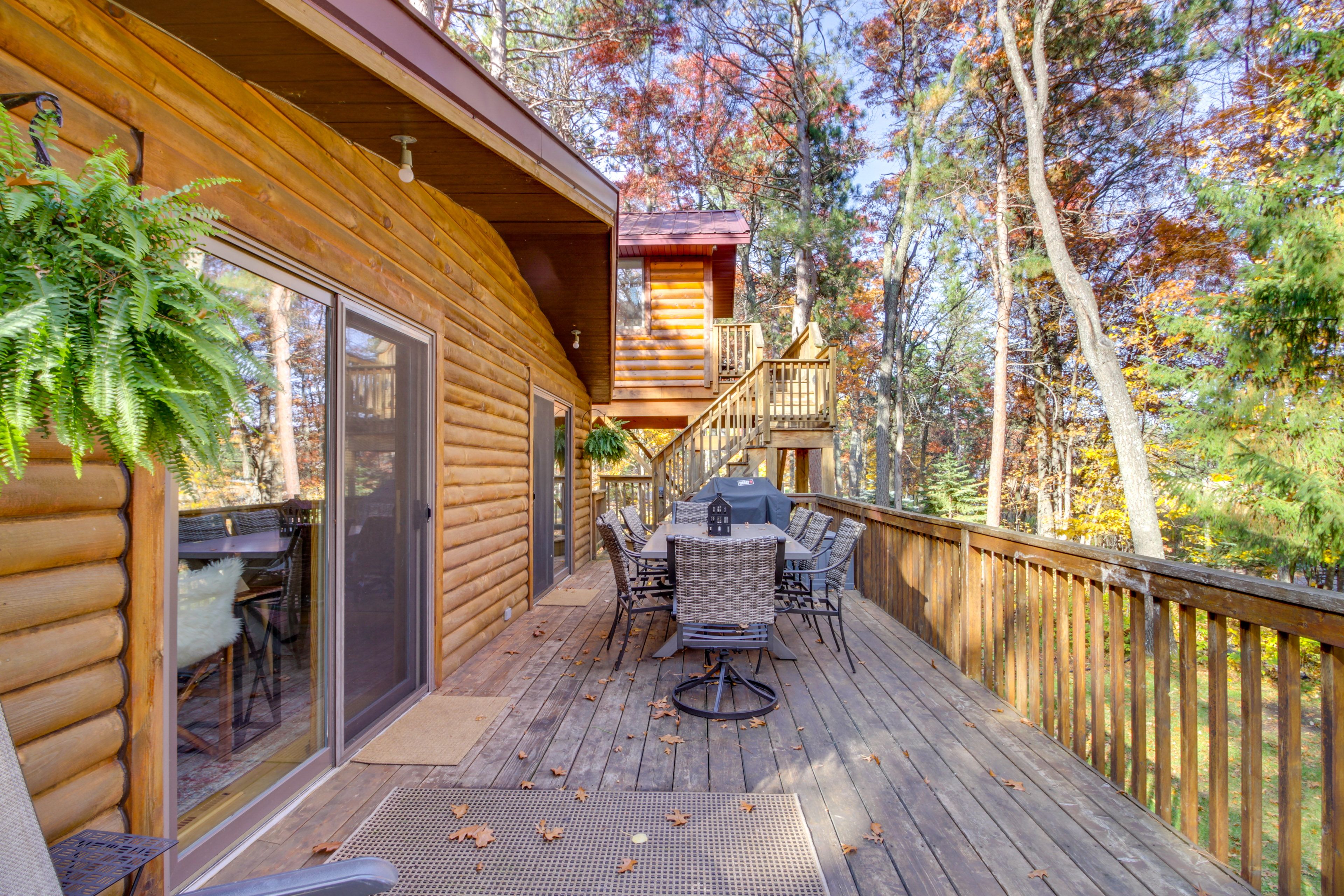 Private Deck | Outdoor Seating