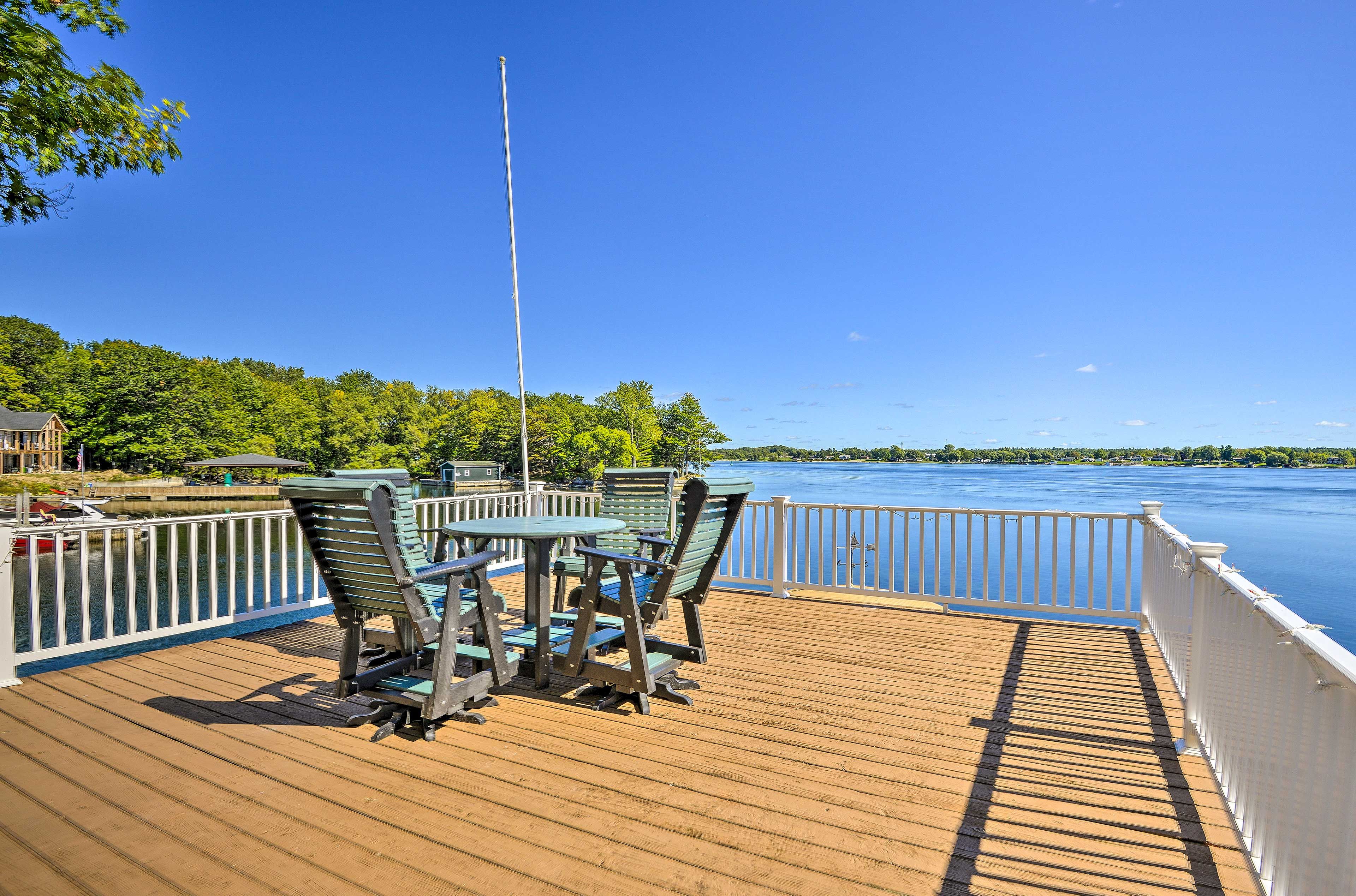 Shared Deck