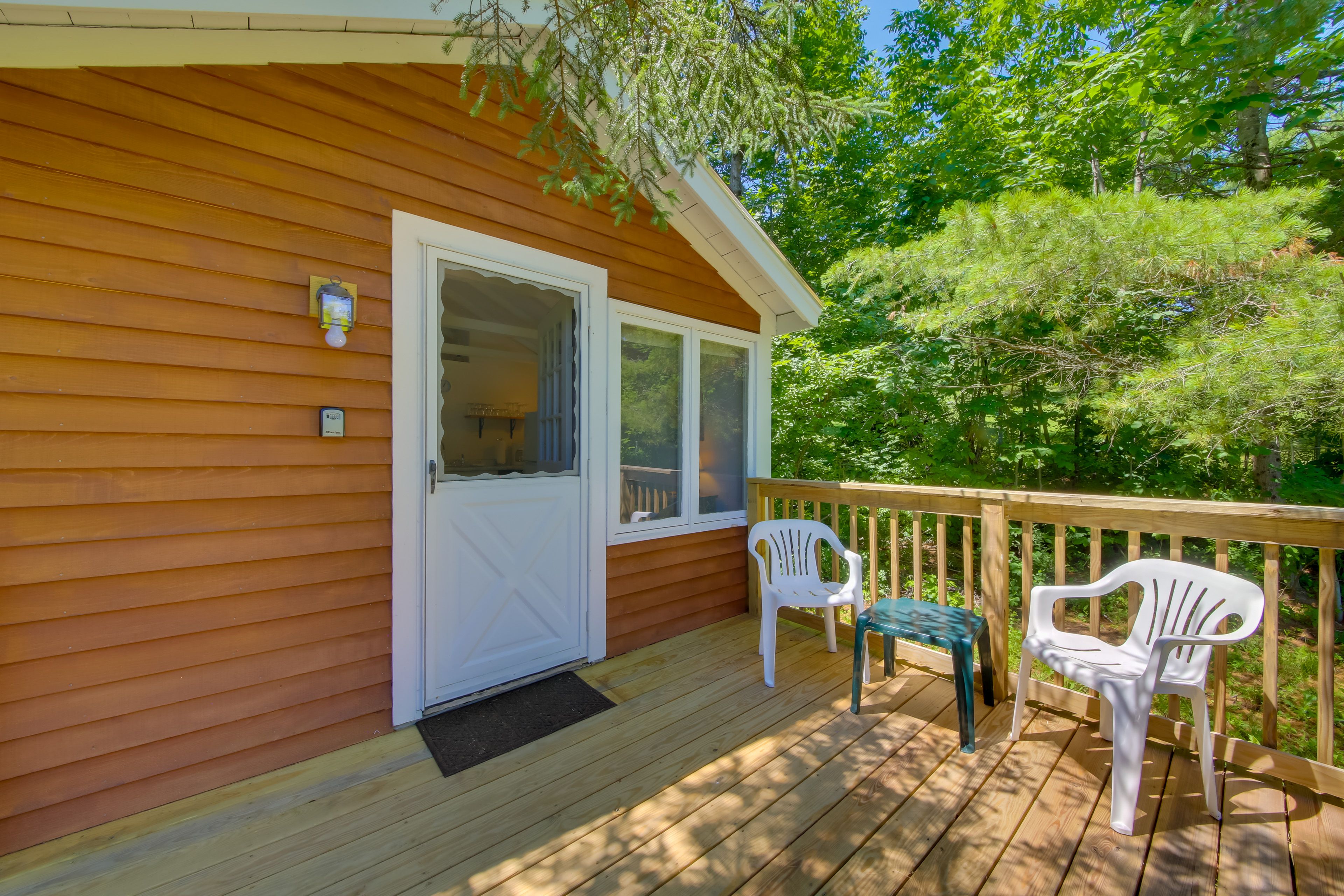 Entrance | Private Deck