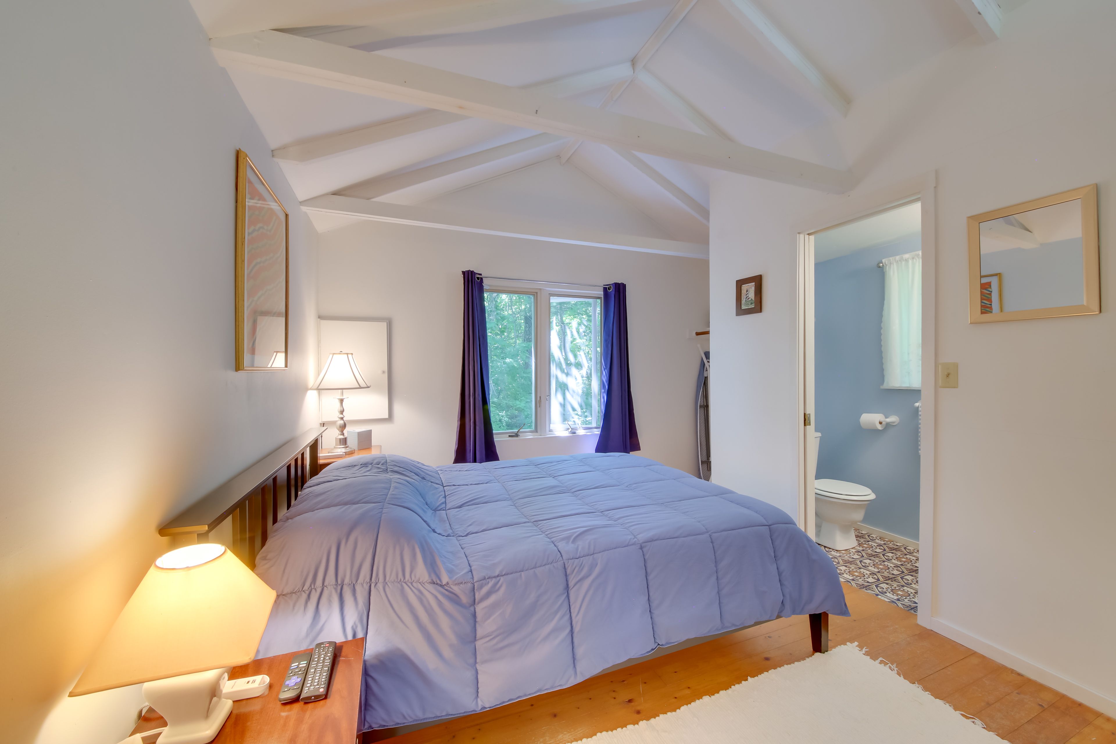 Bedroom | Main Level | Queen Bed | Linens Provided | Smart TV