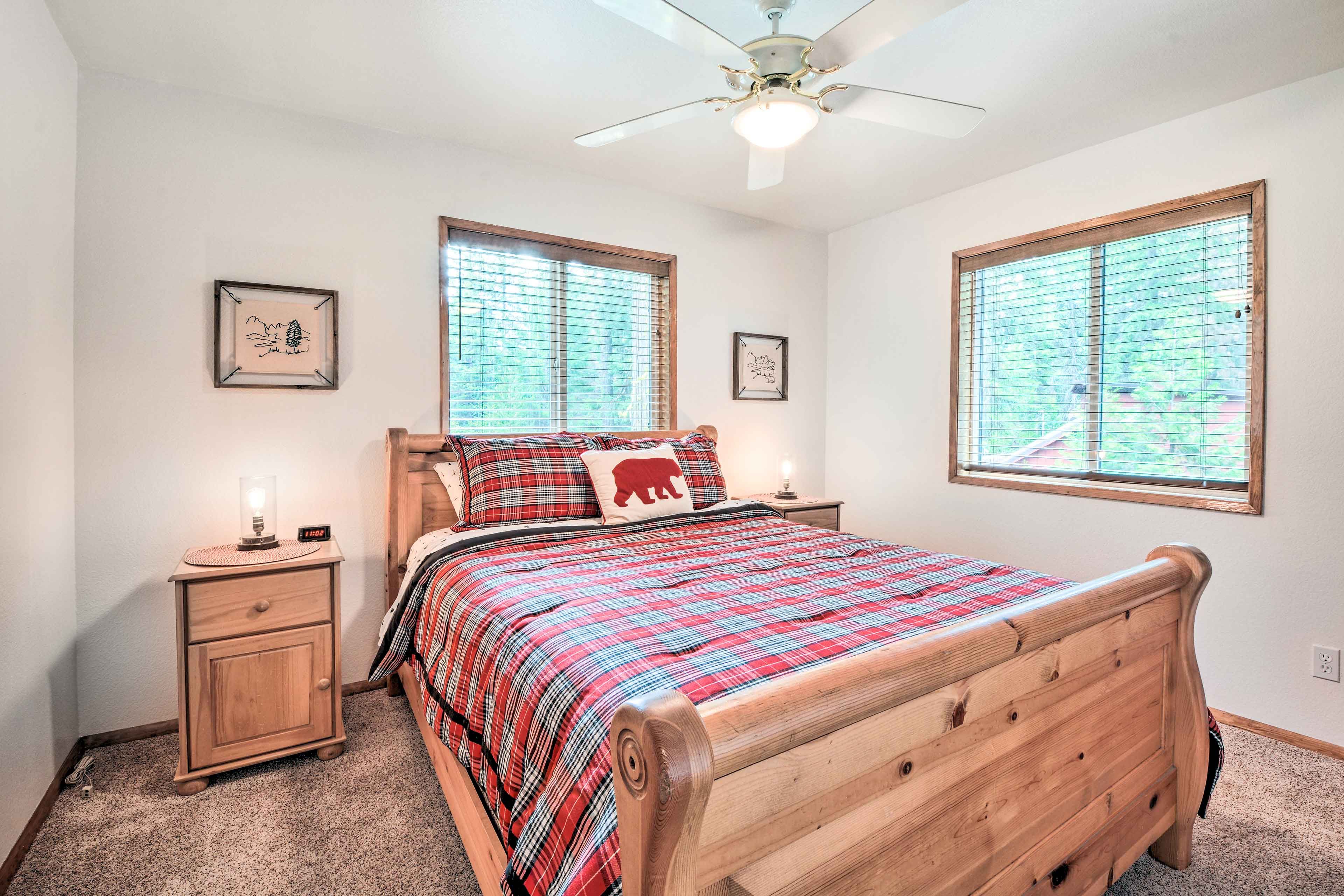 Bedroom 2 | Queen Bed | Main Level