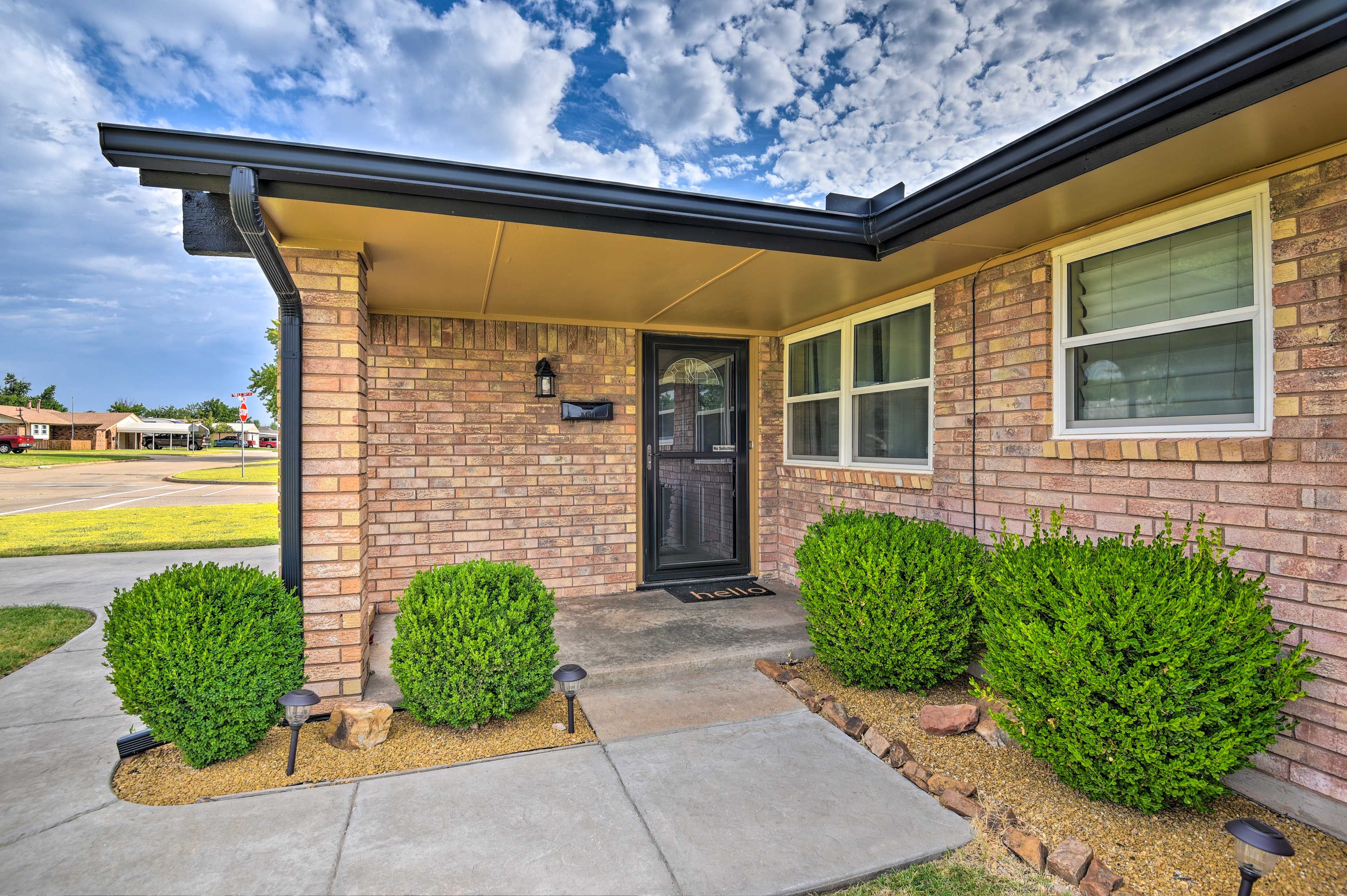 Front Entry | 4 Exterior Security Cameras
