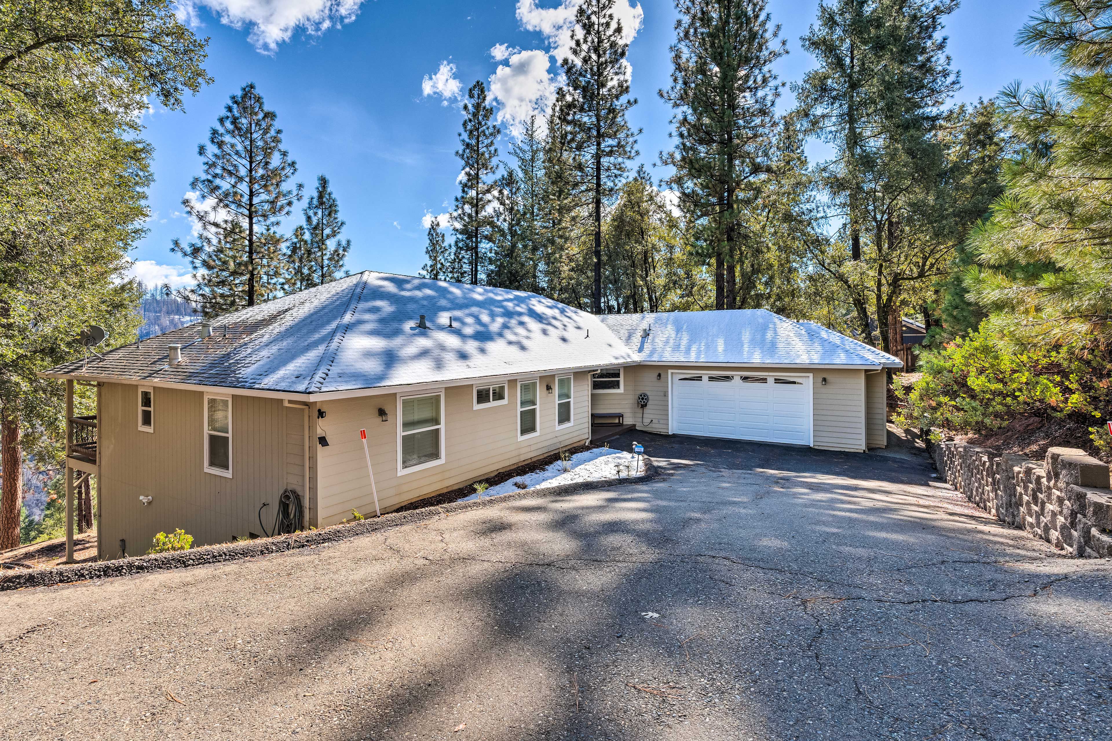 Property Exterior | Trailer Parking