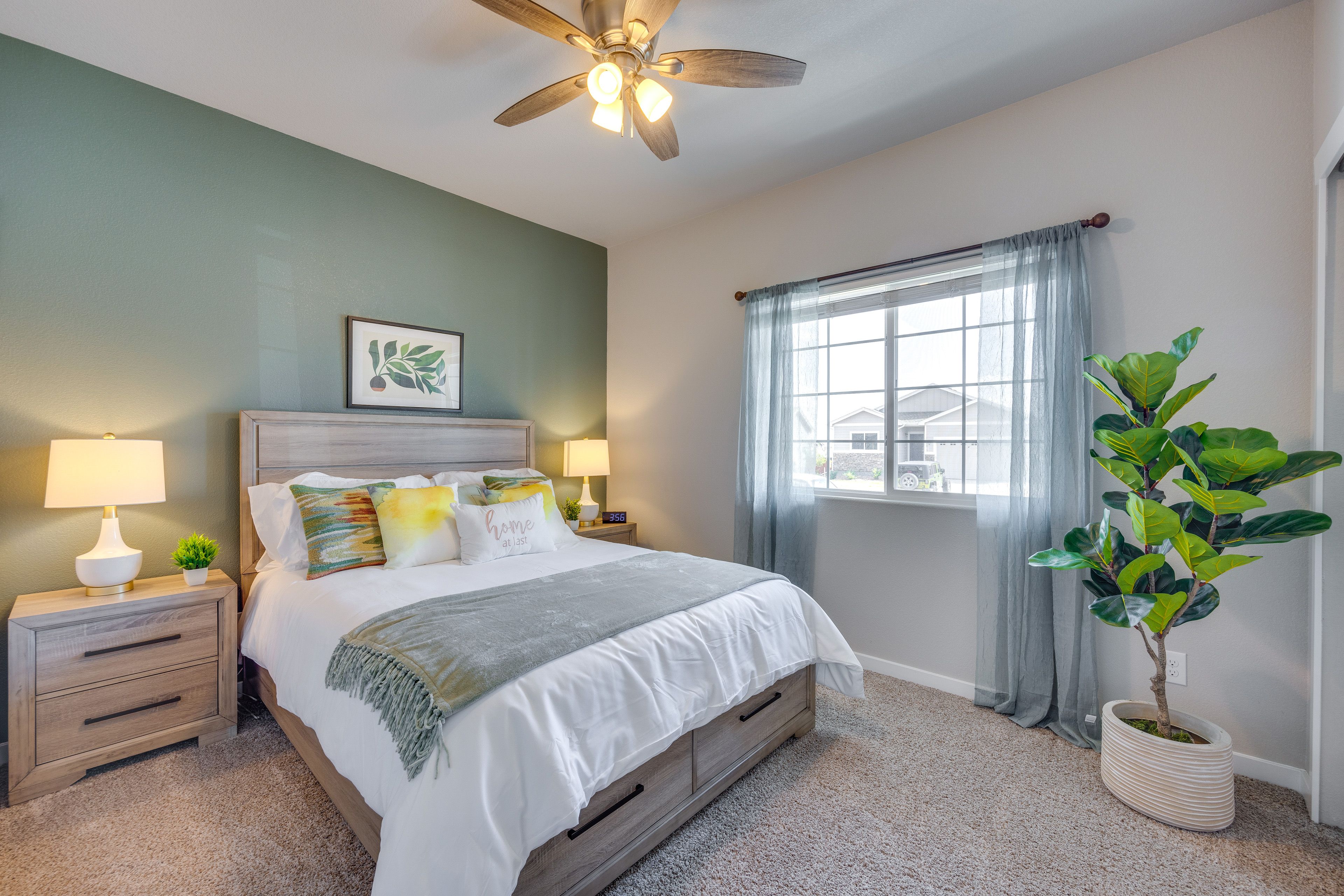 Bedroom 3 | Queen Bed | 1st Floor