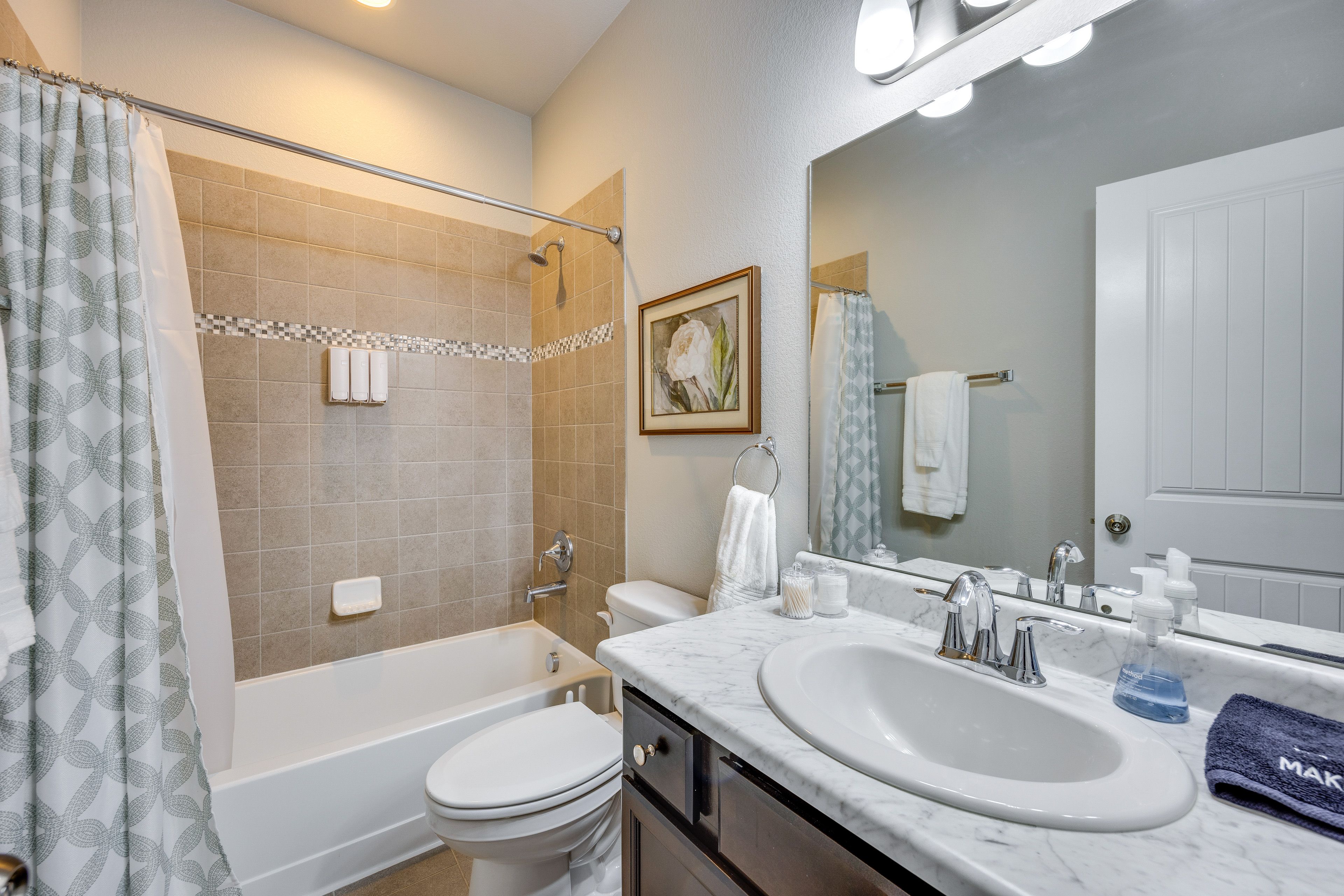 Full Bathroom
