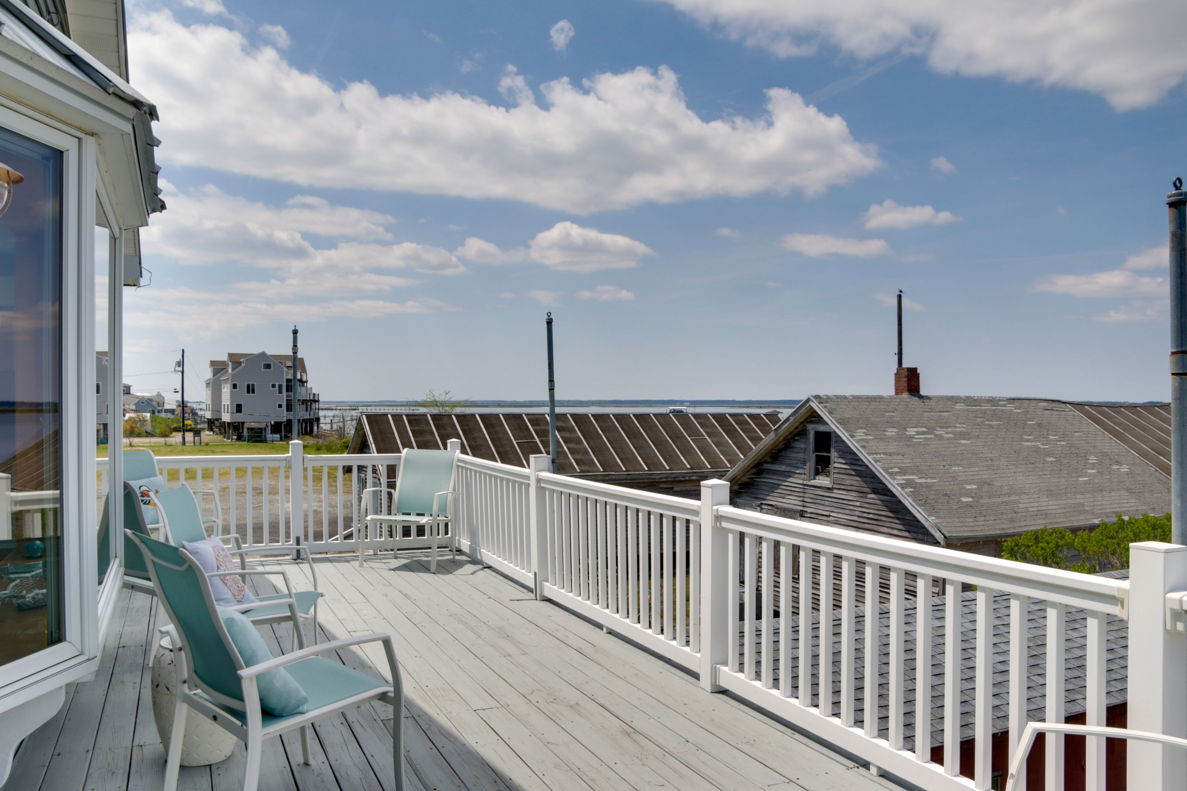 Deck | Water View