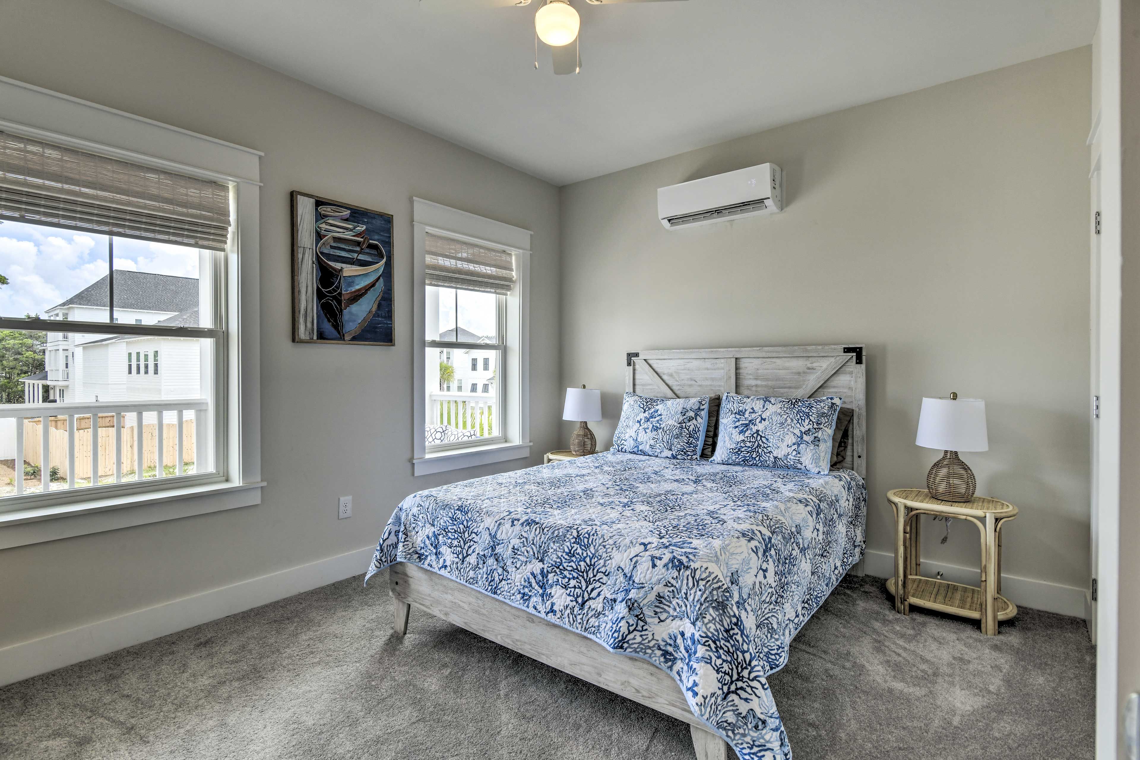 Bedroom 2 | Queen Bed